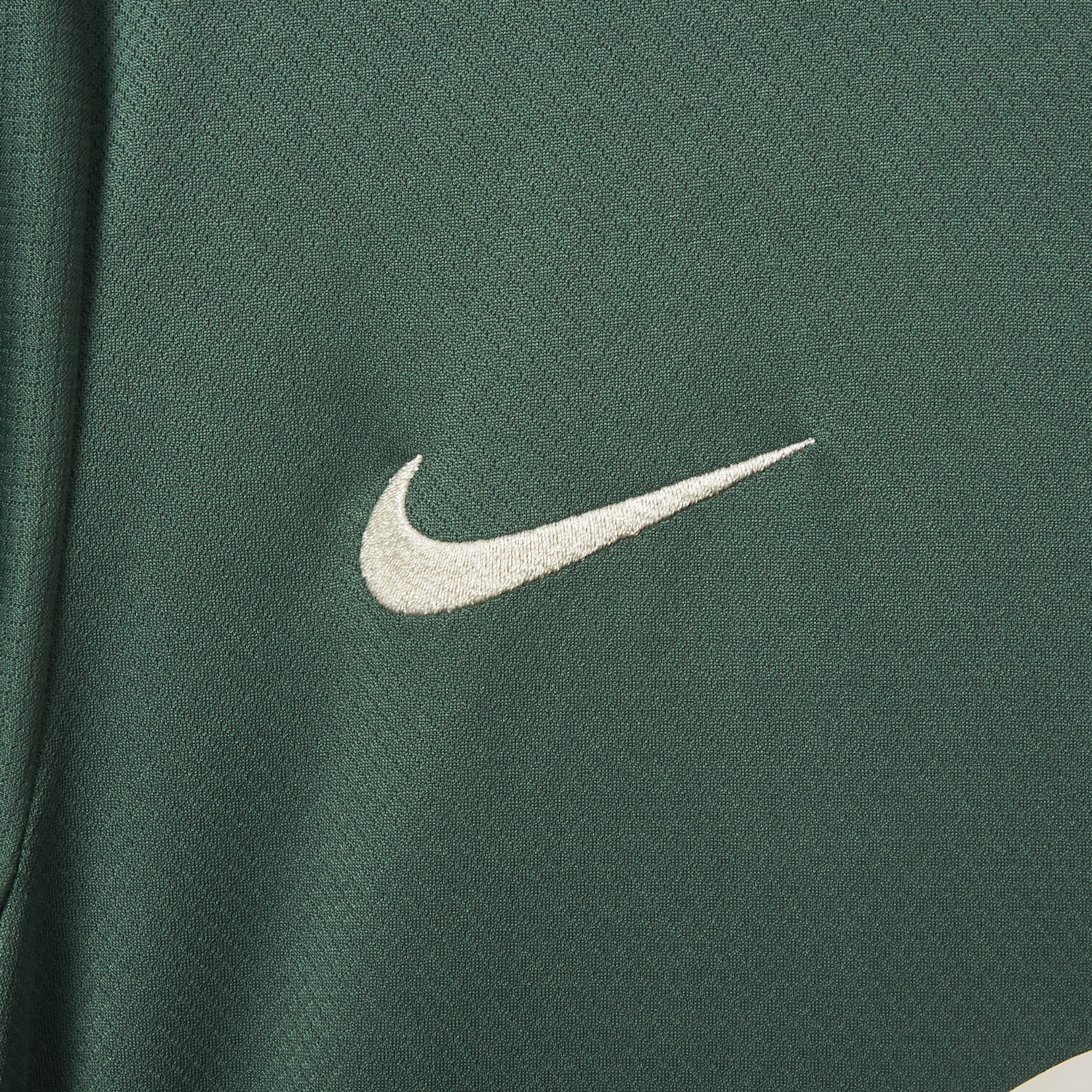 Unitedfootballkit.com | Wolfsburg 25-26 80th Anniversary Special Jersey - Fans Version -Customize Name, Number and Patch | Worldwide Shipping