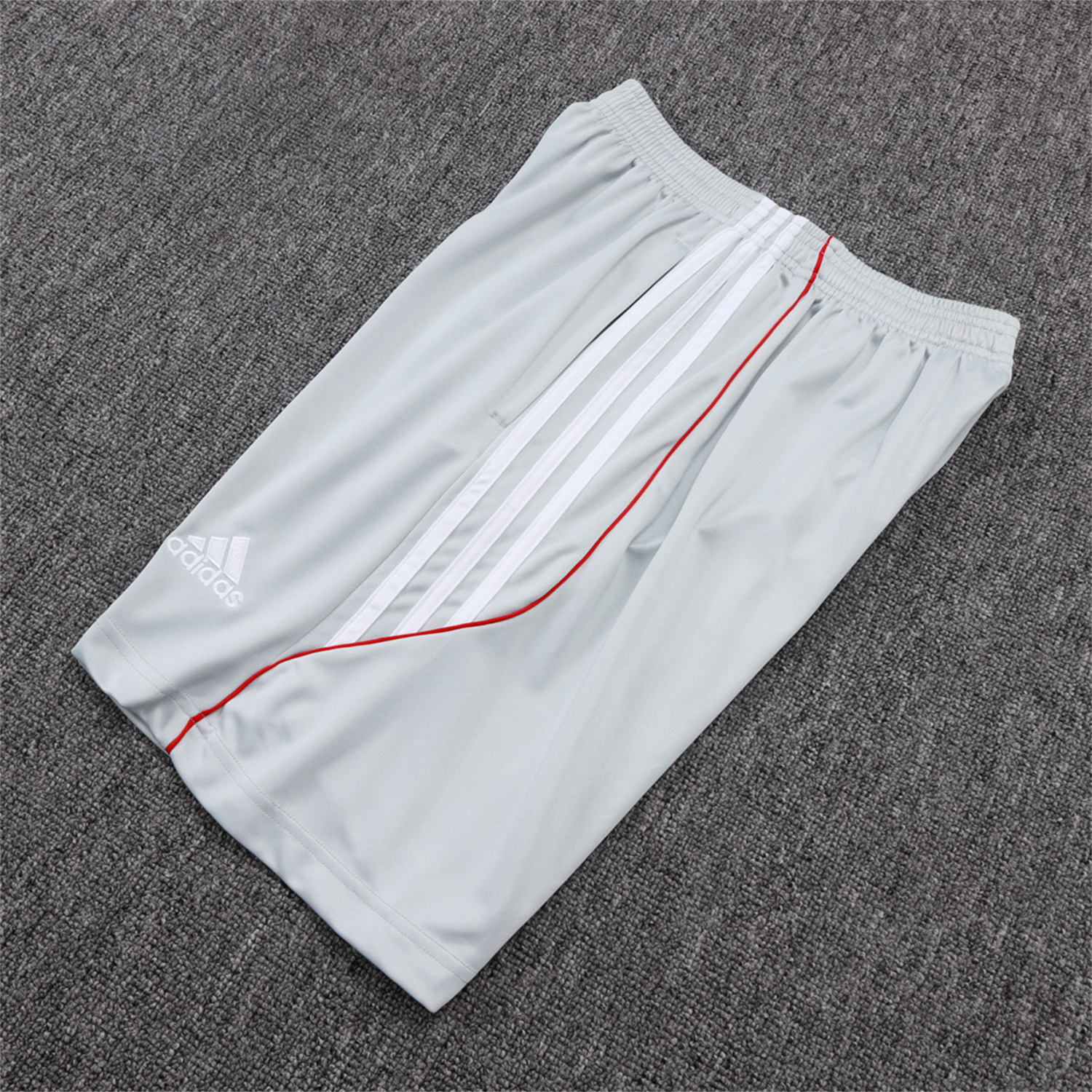 foot-Bayern Munich 25-26 Short-Sleeve Training Set - Grey Throwback Top & Shorts