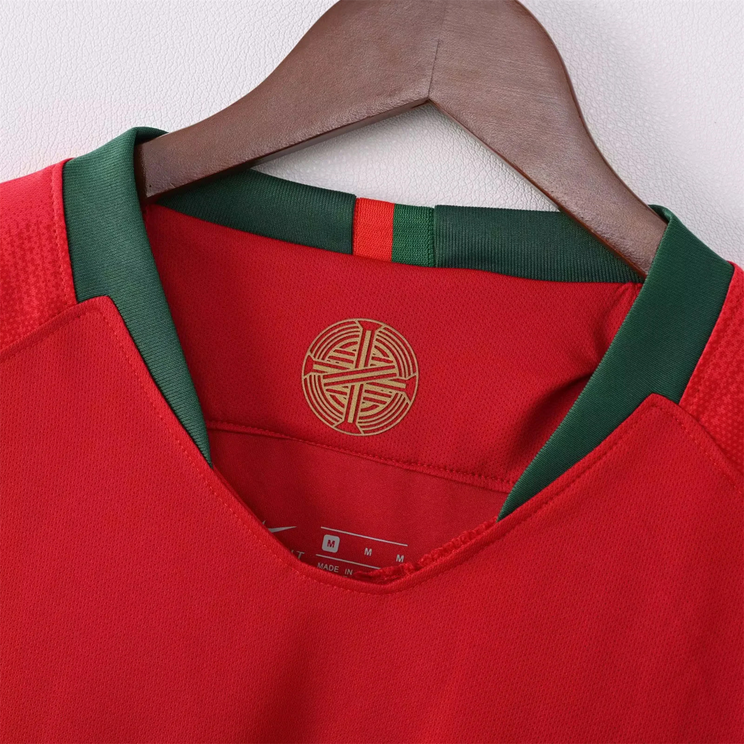foot-Retro Portugal 2018 Home Long Sleeves Jersey