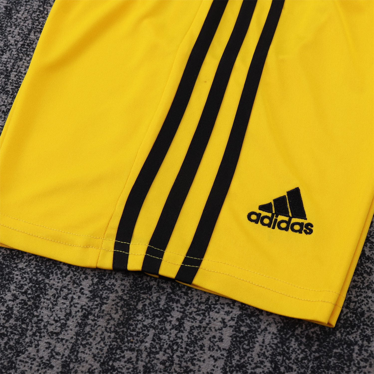 Unitedfootballkit.com | Retro Real Madrid 2011-12 Yellow Goalkeeper Kids Kit -Customize Name, Number and Patch | Worldwide Shipping