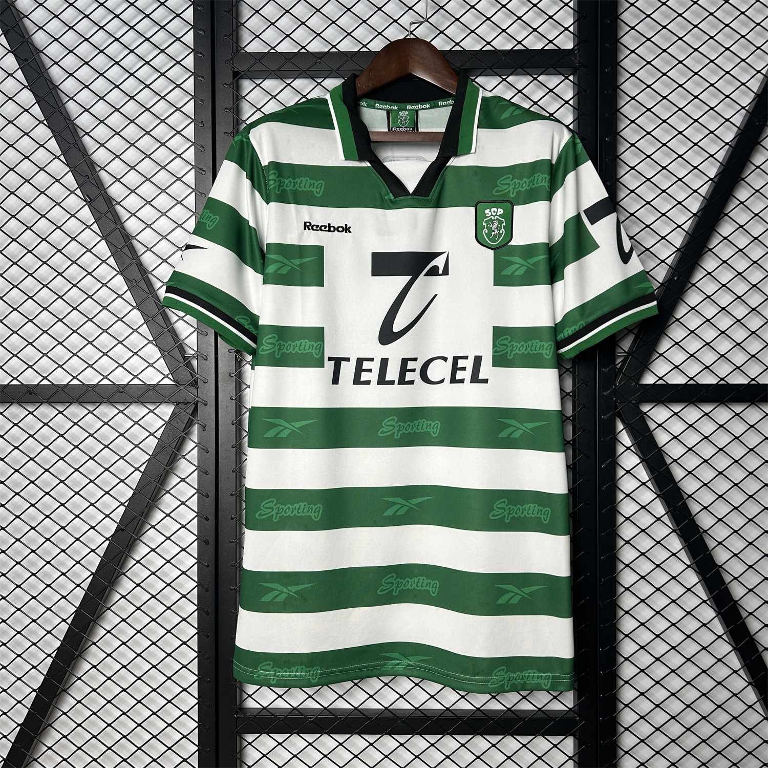 foot-Retro Sporting CP 1999-00 Home Jersey