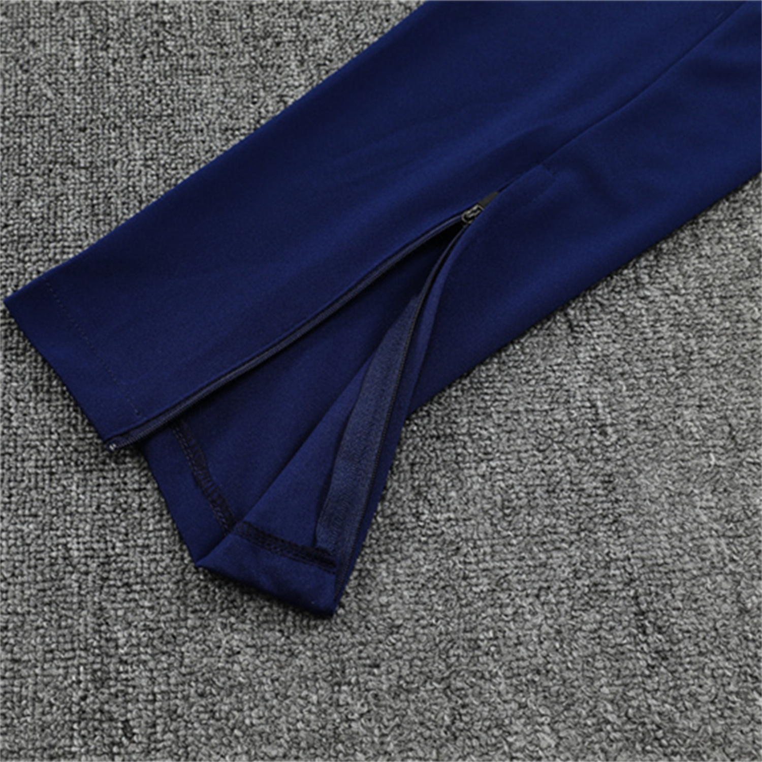 foot-Manchester City 25-26 Kids Long Sleeve Training Set -Light Blue Top & Deep Blue Pants