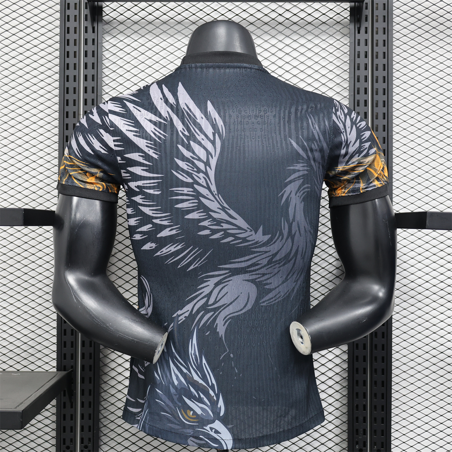 foot-Liver.pool 25-26 Orange Liver.pool Bird Black Special Jersey - Player Version
