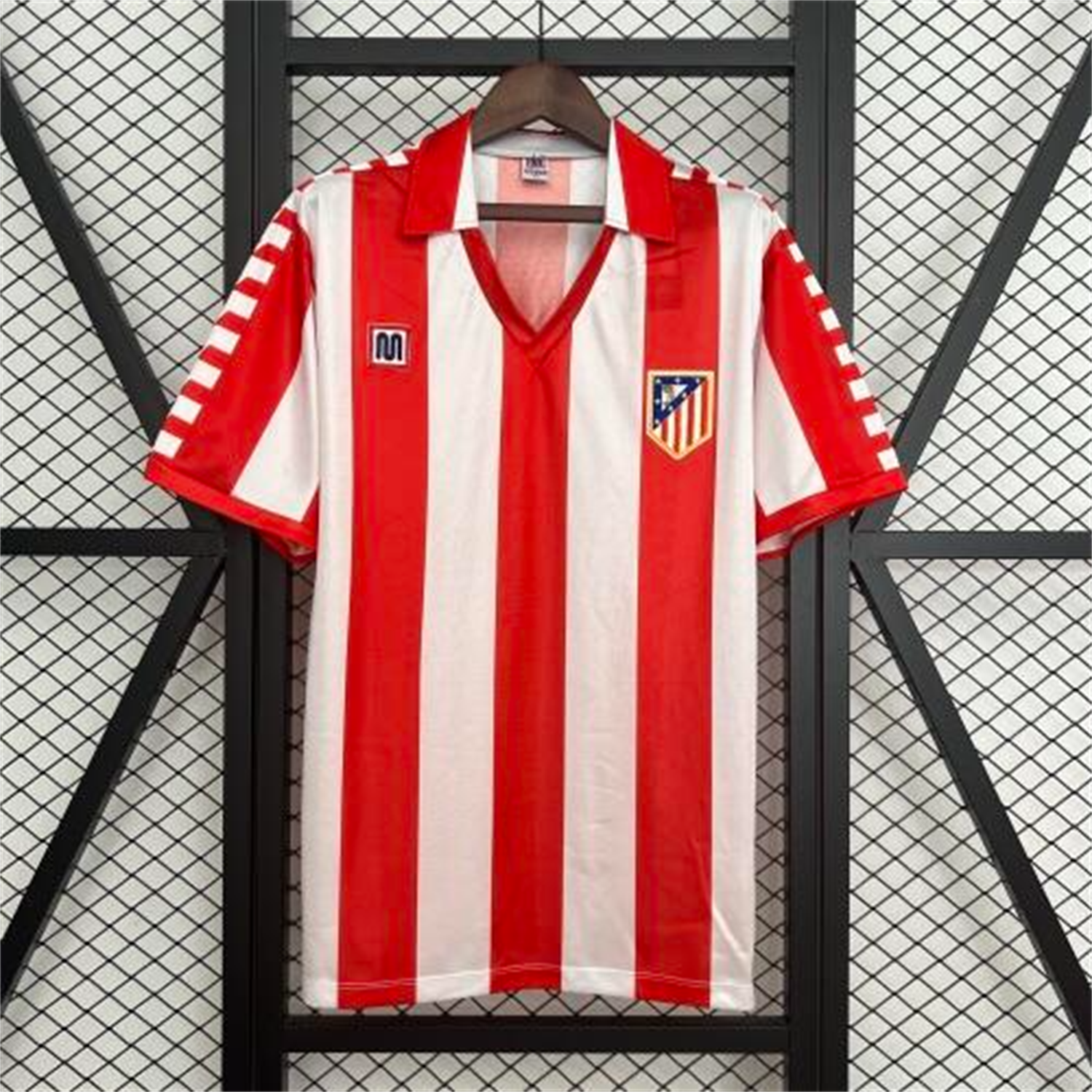 foot-Retro Atletico Madrid 1982-83 Home Jersey