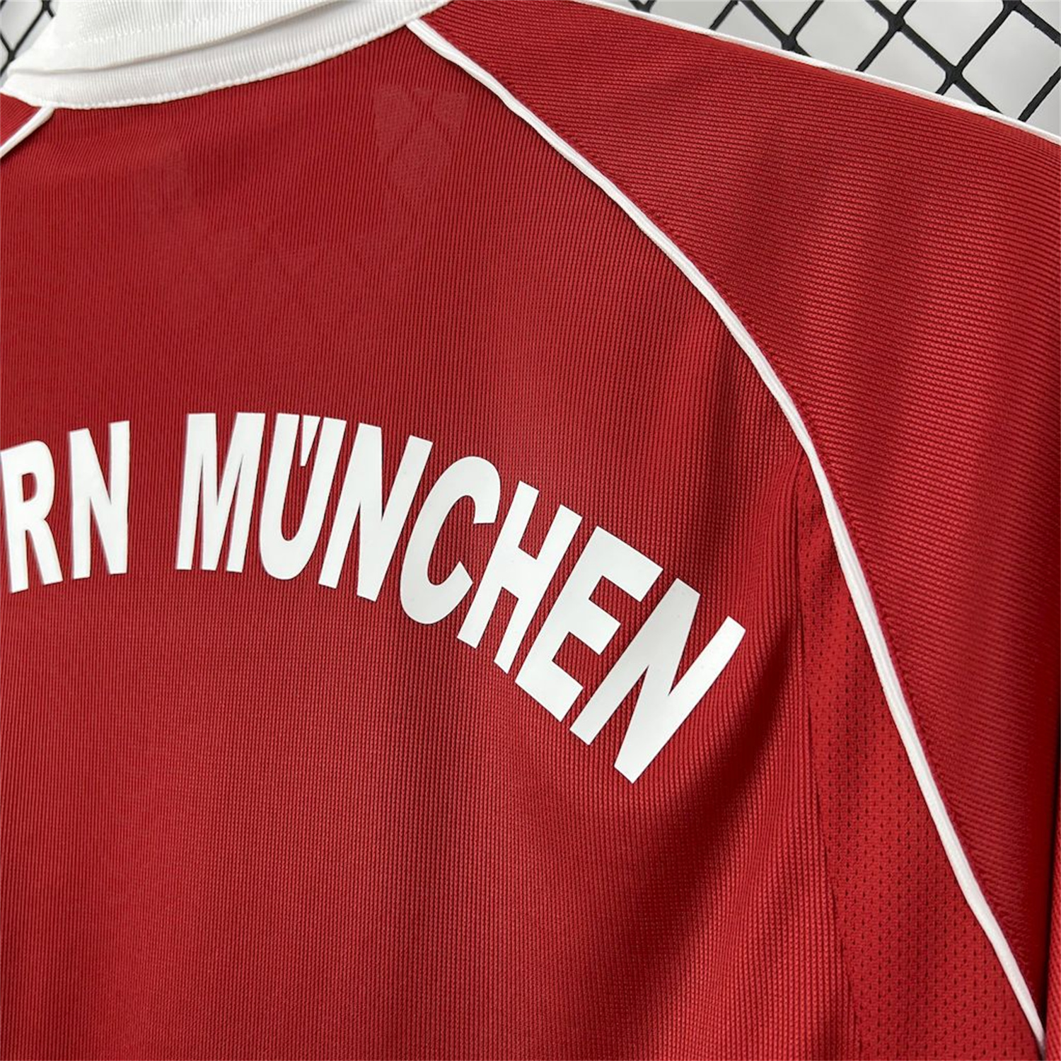 foot-Retro Bayern Munich 2005-06 Home Jersey
