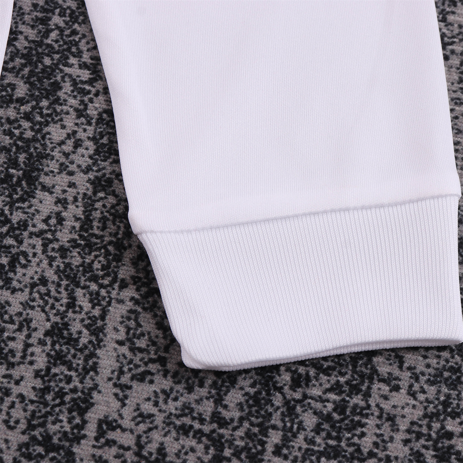 foot-Retro Real Madrid 17-18 Home Long Sleeves Kids Kit