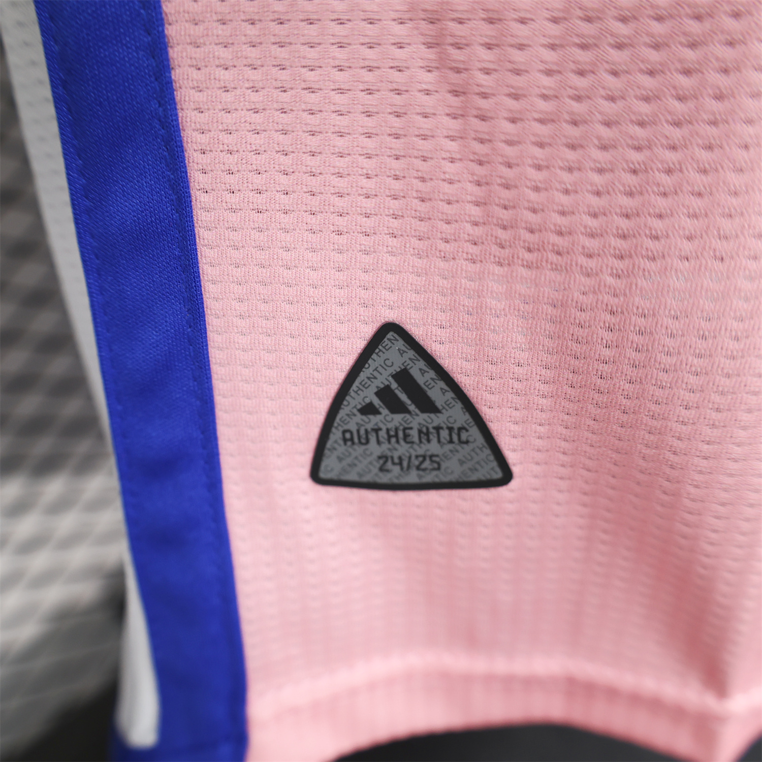 foot-Algeria 25-26 Pink Mountains Silhouette White Jersey - Player Version