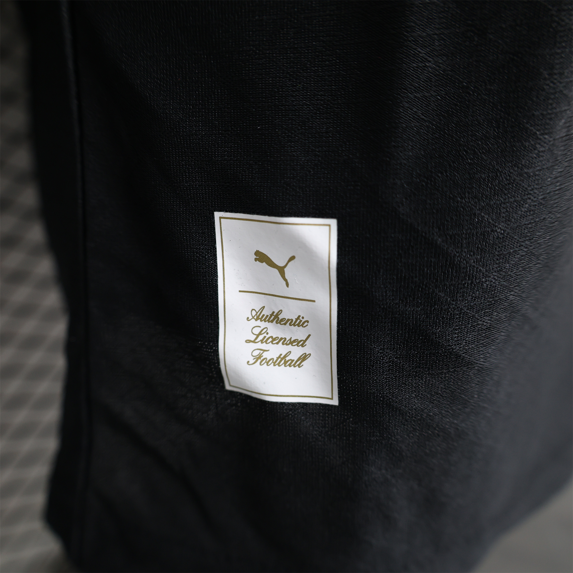 ManixJersey.com | AC Milan 24-25 125th Anniversary Long Sleeves Black GK Jersey - Player Version -Customize Name, Number and Patch | Worldwide Shipping