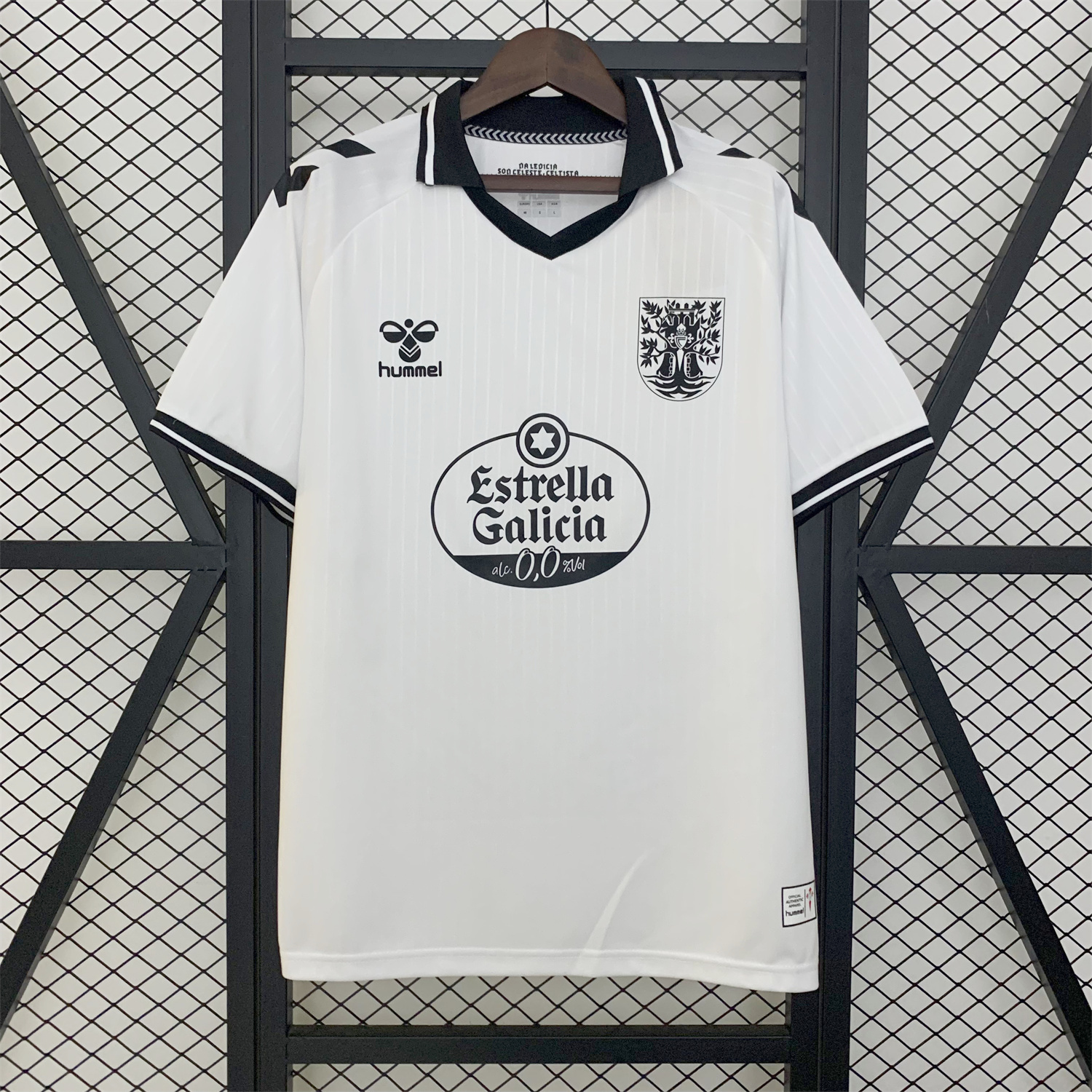 foot-Celta Vigo 24-25 Oliveira Dos Cen Anos White Goalkeeper Jersey - Fans Version