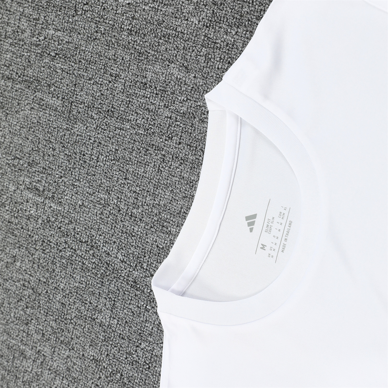 foot-Real Madrid 25-26 Vest Training Set - Grey And White Vest & Black Shorts