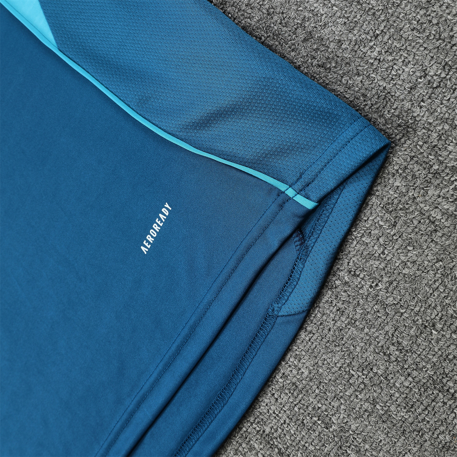 GlobeJersey-Club América 25-26 Short-Sleeve Training Set - Deep Blue Top & Deep Blue Shorts