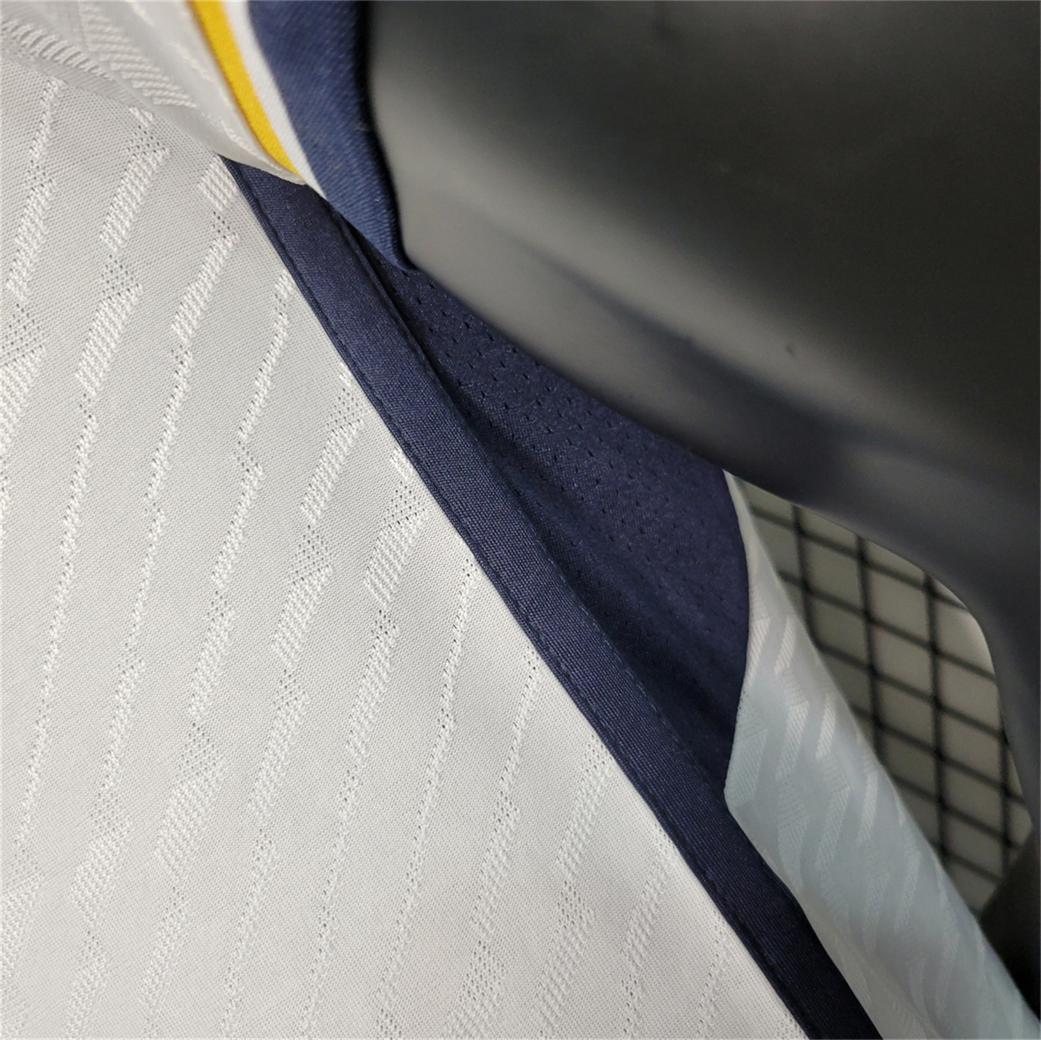 foot-Retro Real Madrid 2023-24 Home Jersey - Player Version