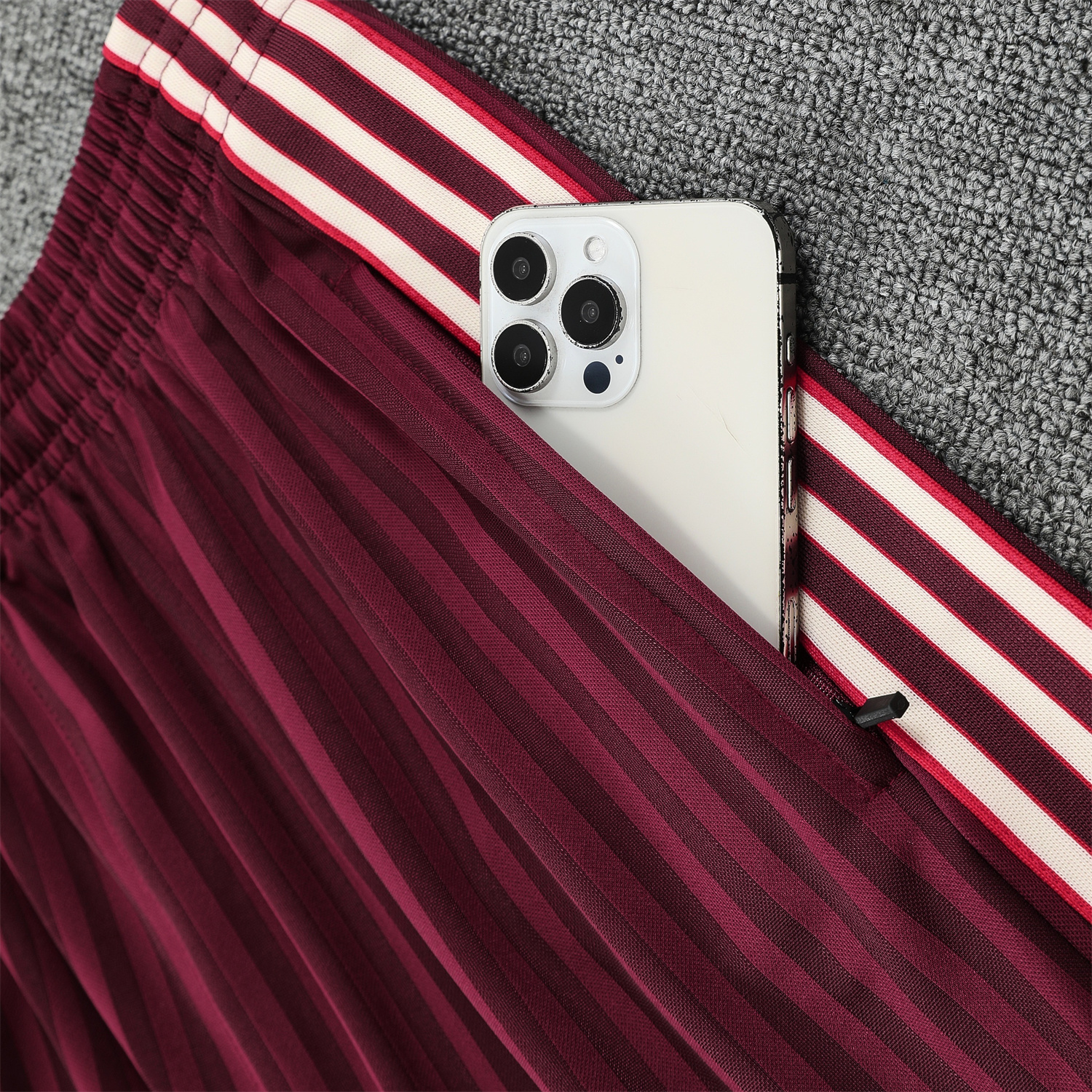 foot-Bayern Munich 25-26 Short-Sleeve Training Set - Wine Red Lines Top & Wine Red Lines Shorts