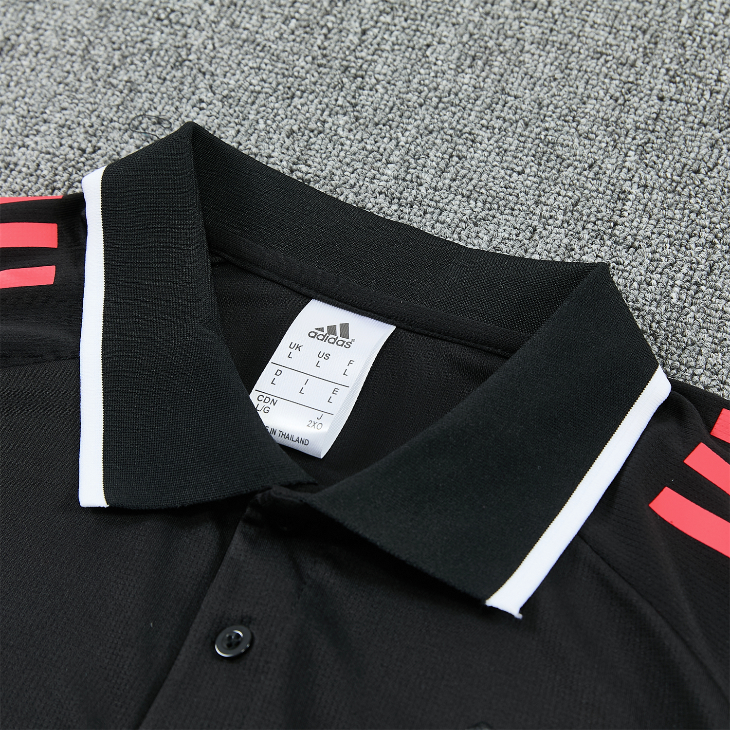 Unitedfootballkit.com | River Plate 25-26 POLO Short-Sleeve Training Set - Black Top and Black Pants -Customize Name, Number and Patch | Worldwide Shipping