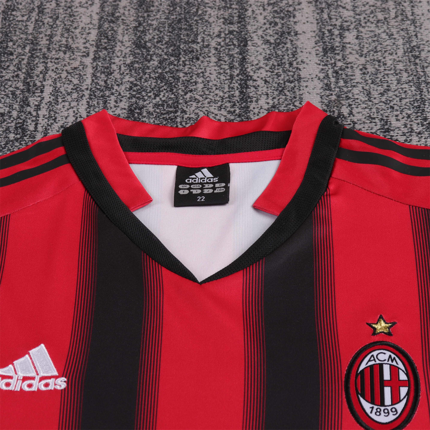 GlobeJersey-Retro AC Milan 2004-05 Home Kids Kit