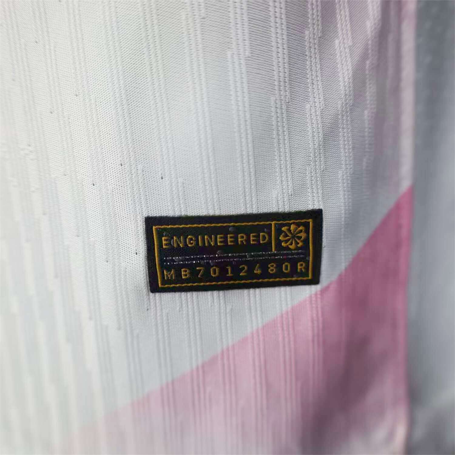 foot-Barcelona 25-26 Red and White Diagonal Gradient Special Jersey - Player Version