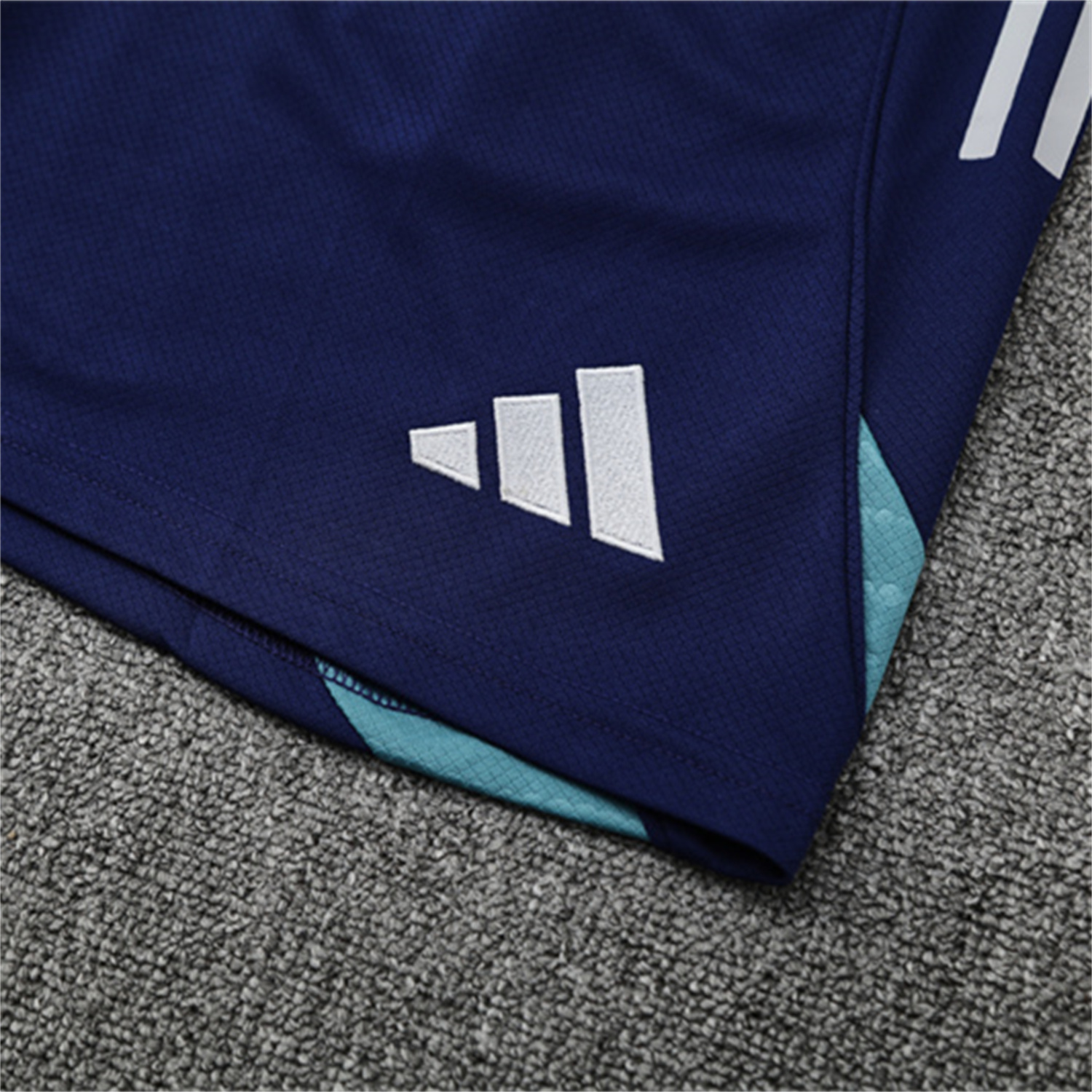 foot-Arsenal 25-26 Short-Sleeve Training Set - Green Top and Deep Blue Shorts