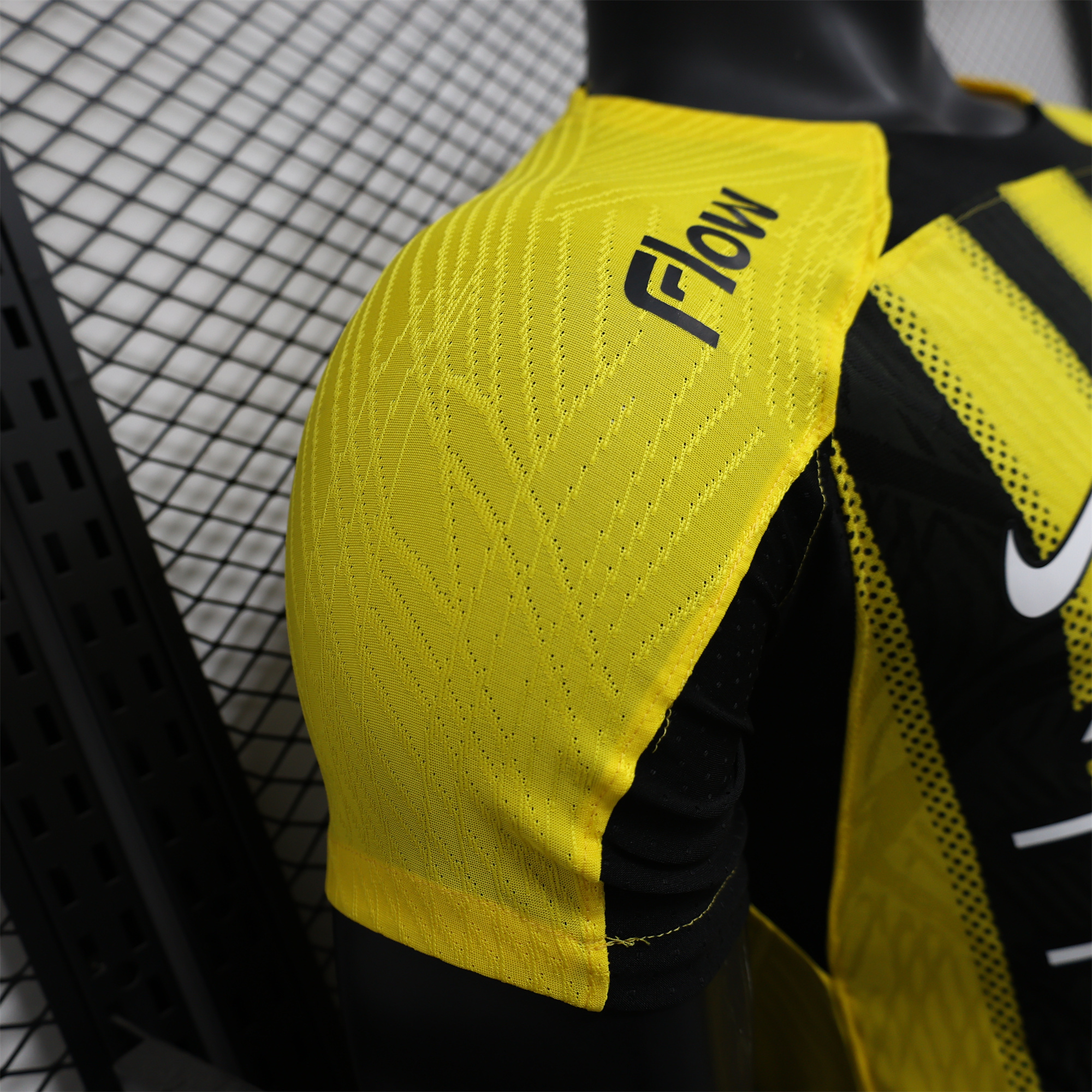 ManixJersey.com | Al Ittihad Jeddah United 24-25 Home Jersey with New Sponsers - Player Version -Customize Name, Number and Patch | Worldwide Shipping