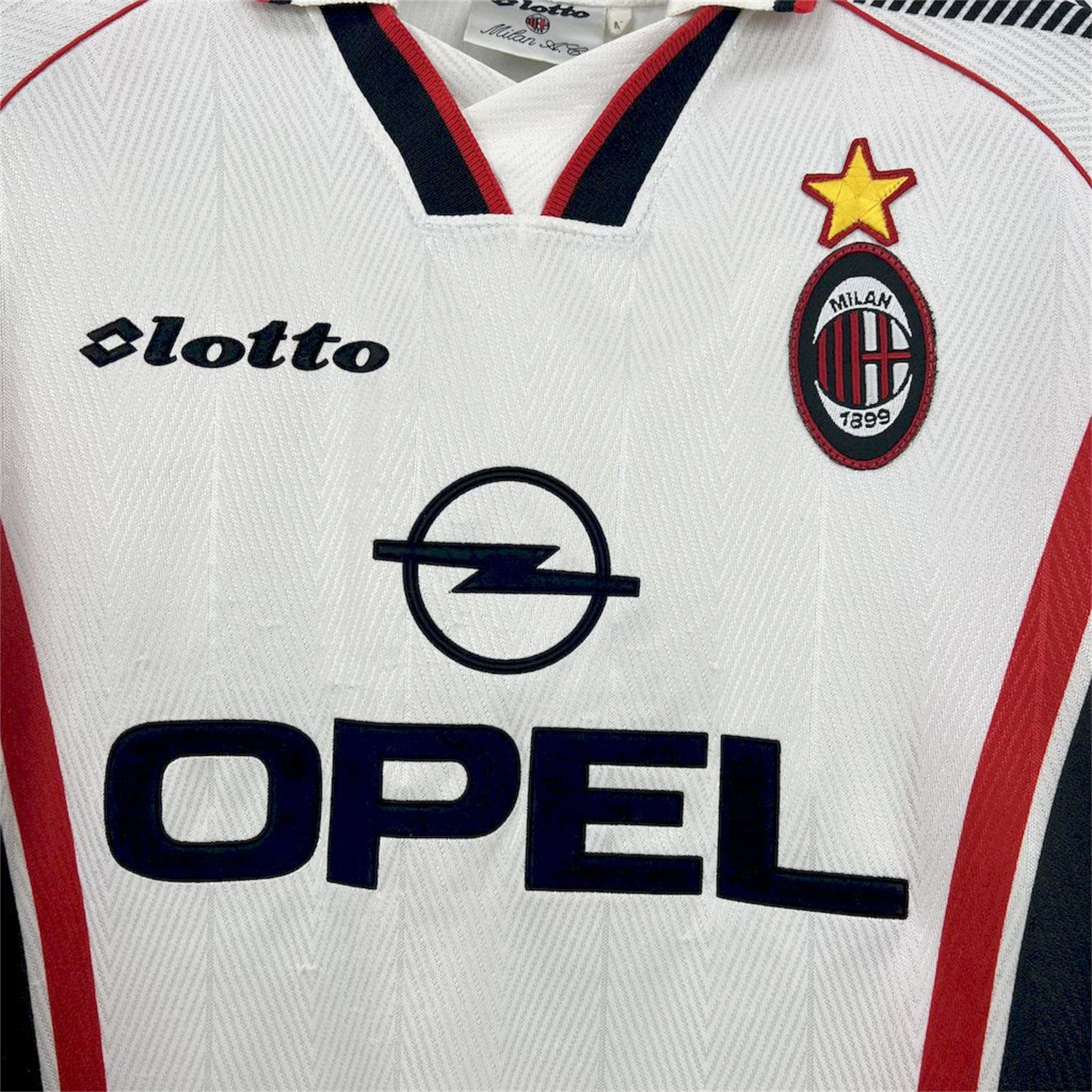foot-Retro AC Milan 1997-98 Away Jersey