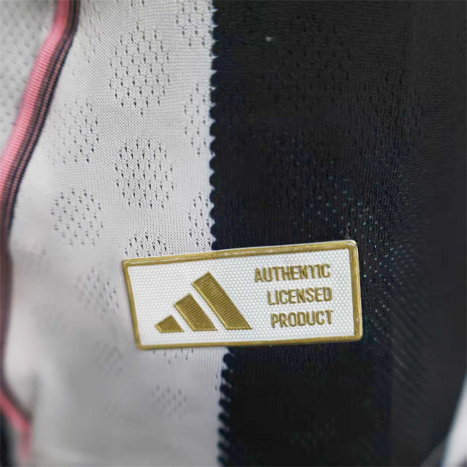 foot-Juventus 25-26 Home Long Sleeves Jersey With Chest Sponsor - Player Version