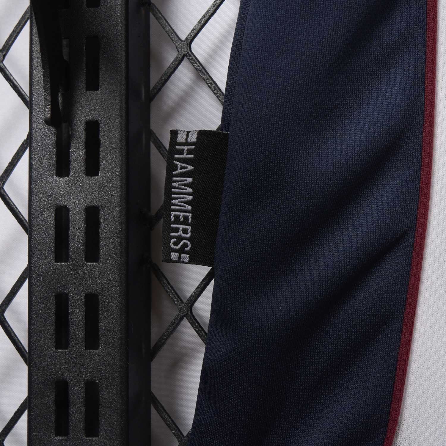 foot-Retro West Ham United 1999-01 Away Jersey