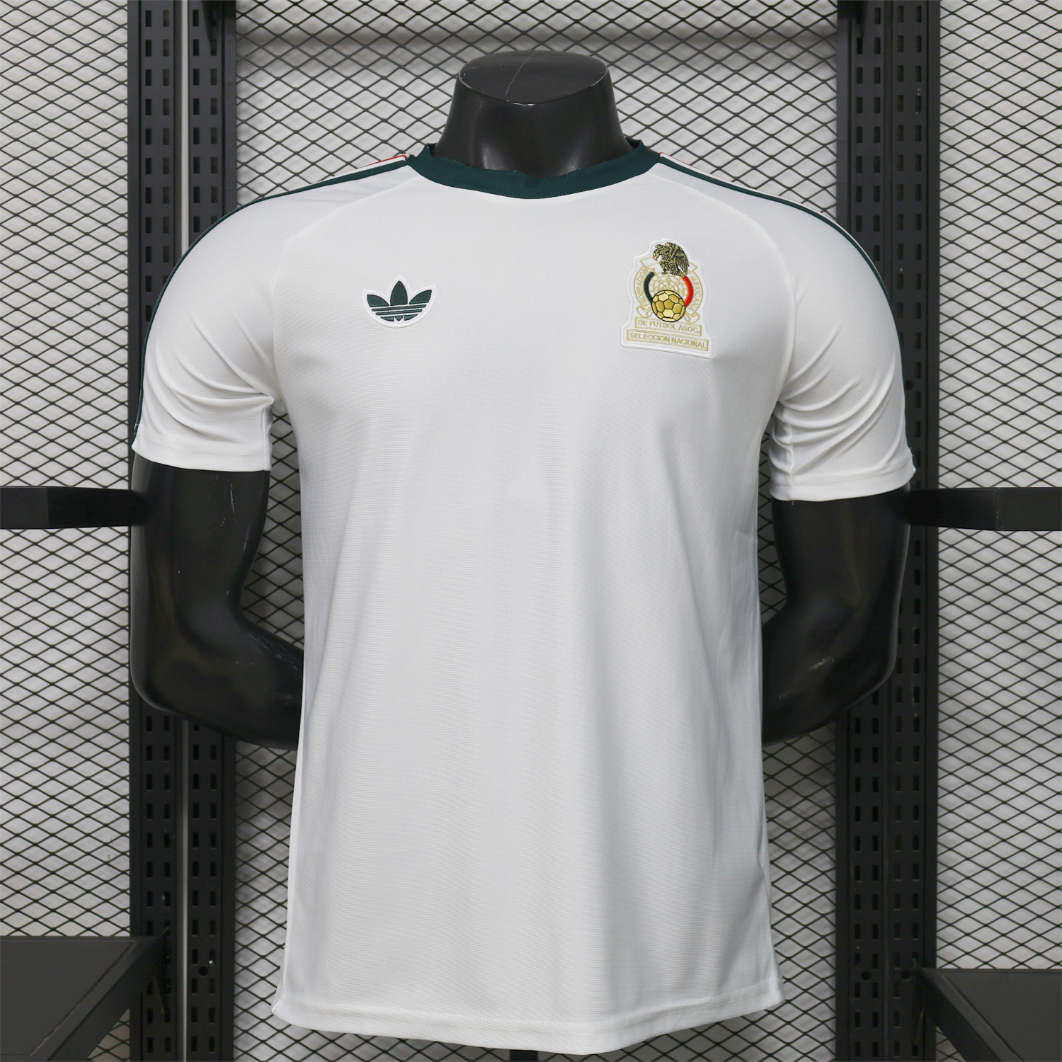 GlobeJersey-Mexico 2026 Terrace Icon Retro Logo White Jersey - Player Version