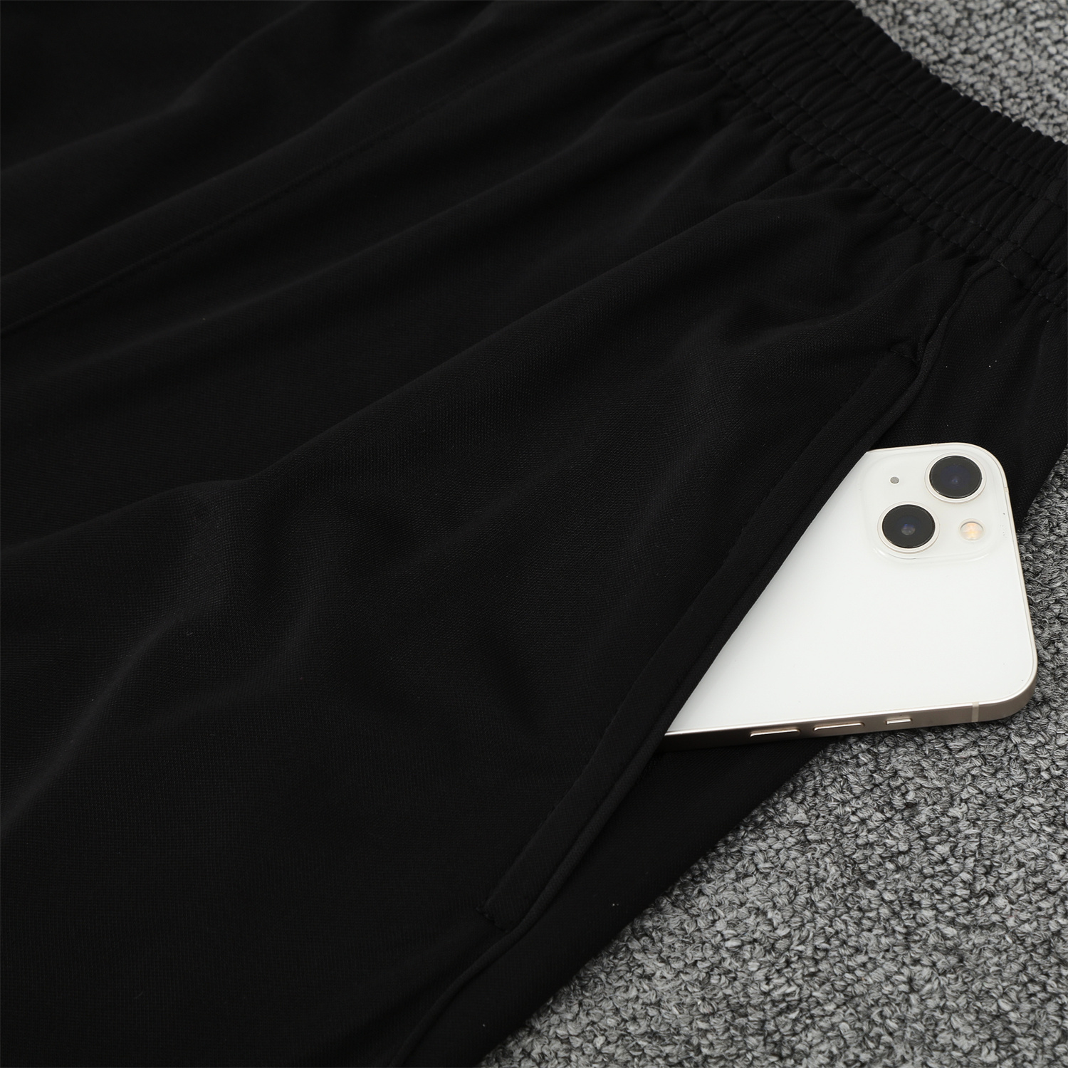 foot-Manchester United 25-26 Vest Training Set - Black And Light Grey Vest & Black Shorts