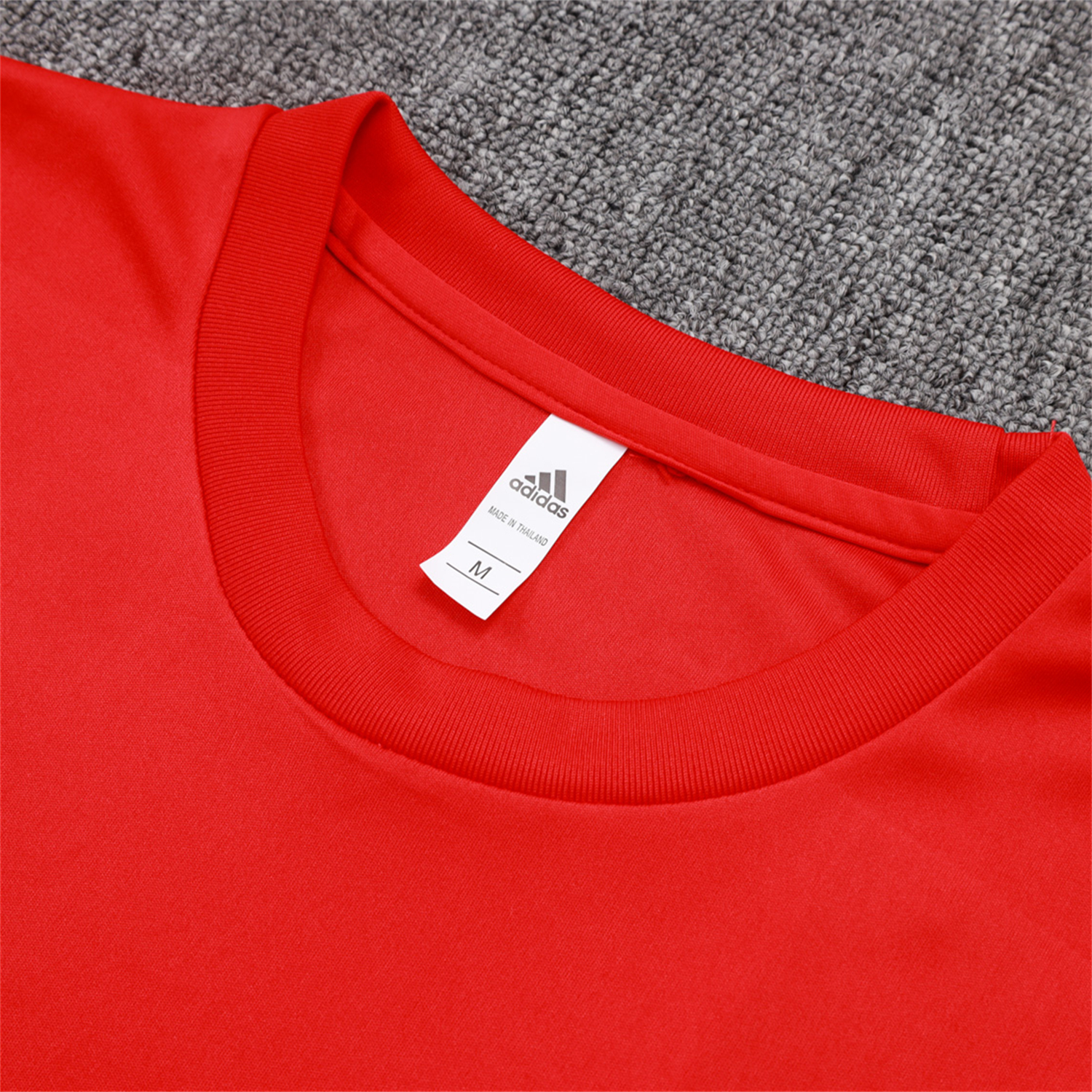 foot-Liver.pool 25-26 Vest Training Set - Red Vest & Black Shorts