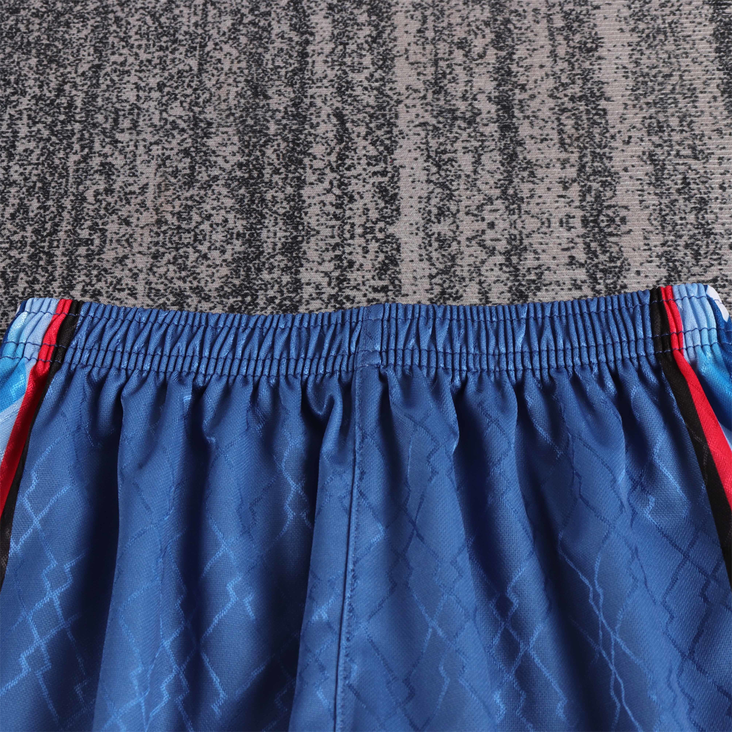 GlobeJersey-Retro AC Milan 1995-96 Away Kids Kit