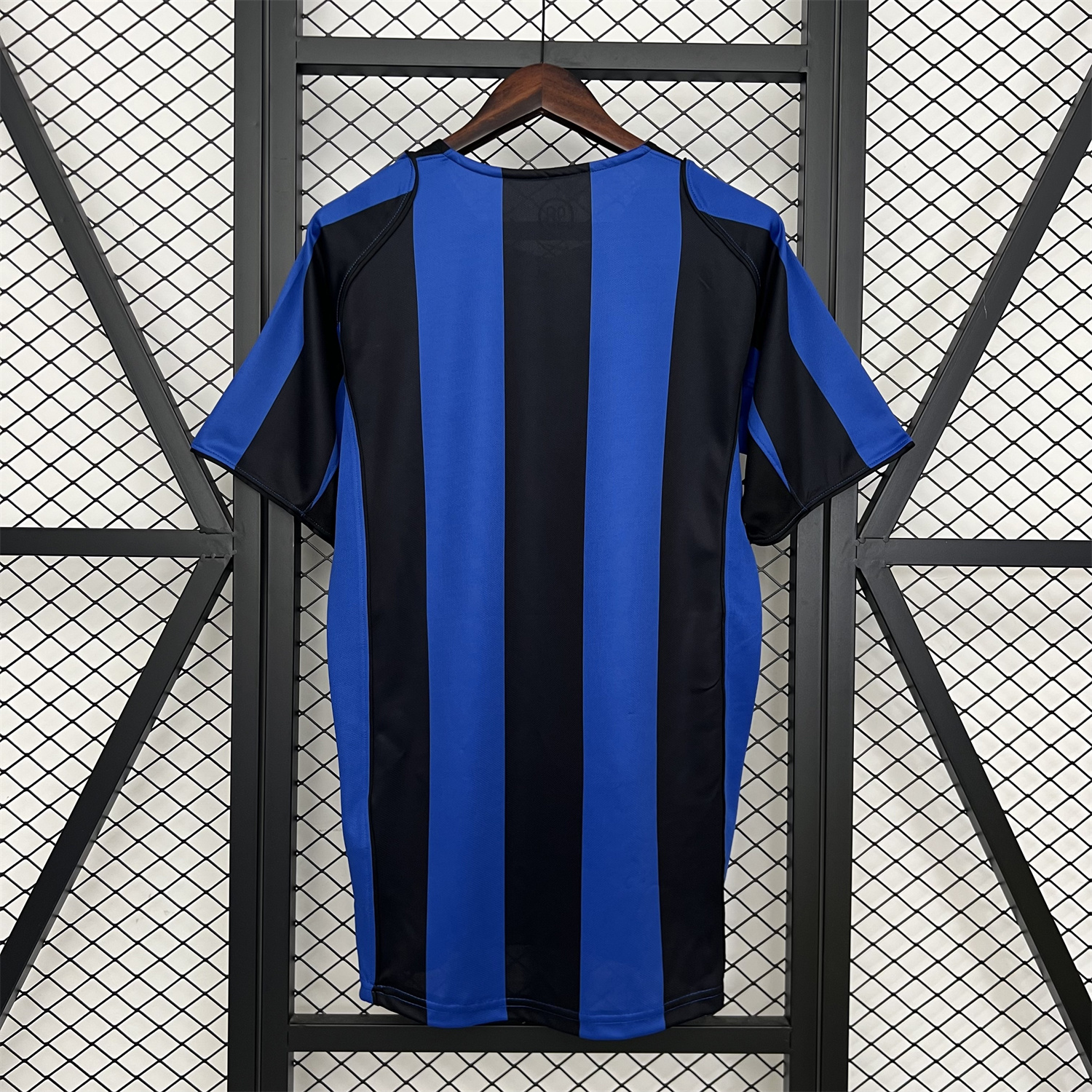 foot-Retro Inter Milan 2004-05 Home Jersey