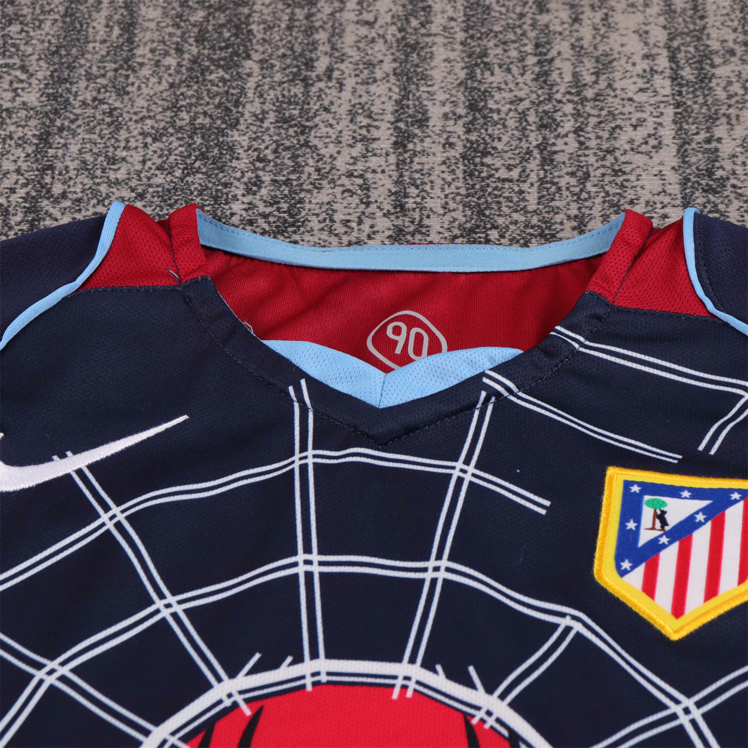foot-Retro Atletico Madrid 2004-05 Away S.p.i.d.e.r M.a.n Special Kids Kit
