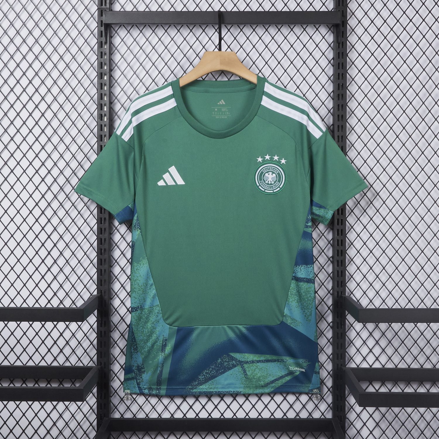 SIUjerseys-Germany 2026 Goalkeeper Green Jersey - Fans Version