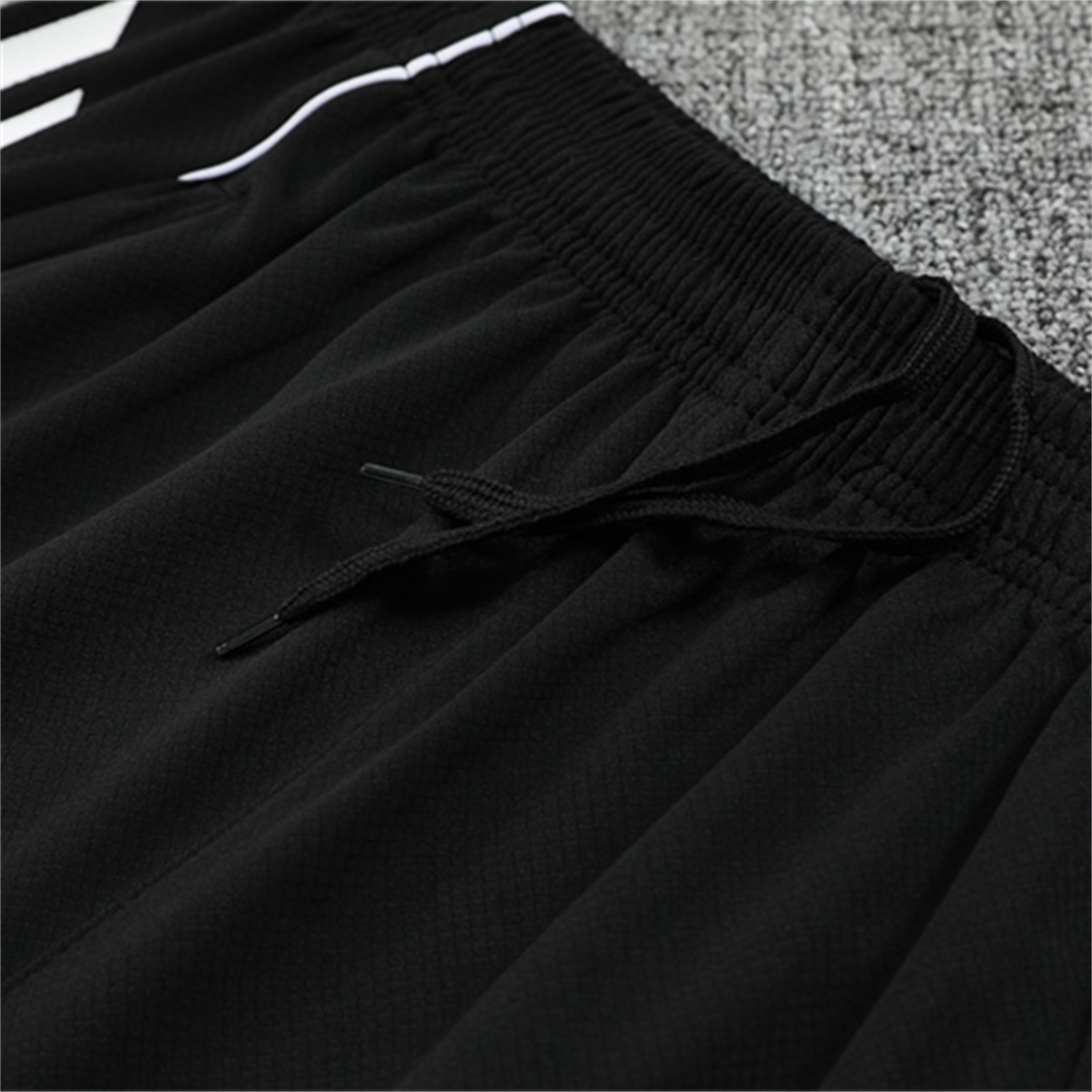 foot-Ajax 25-26 Short-Sleeve Training Set - Black Top and Black Shorts