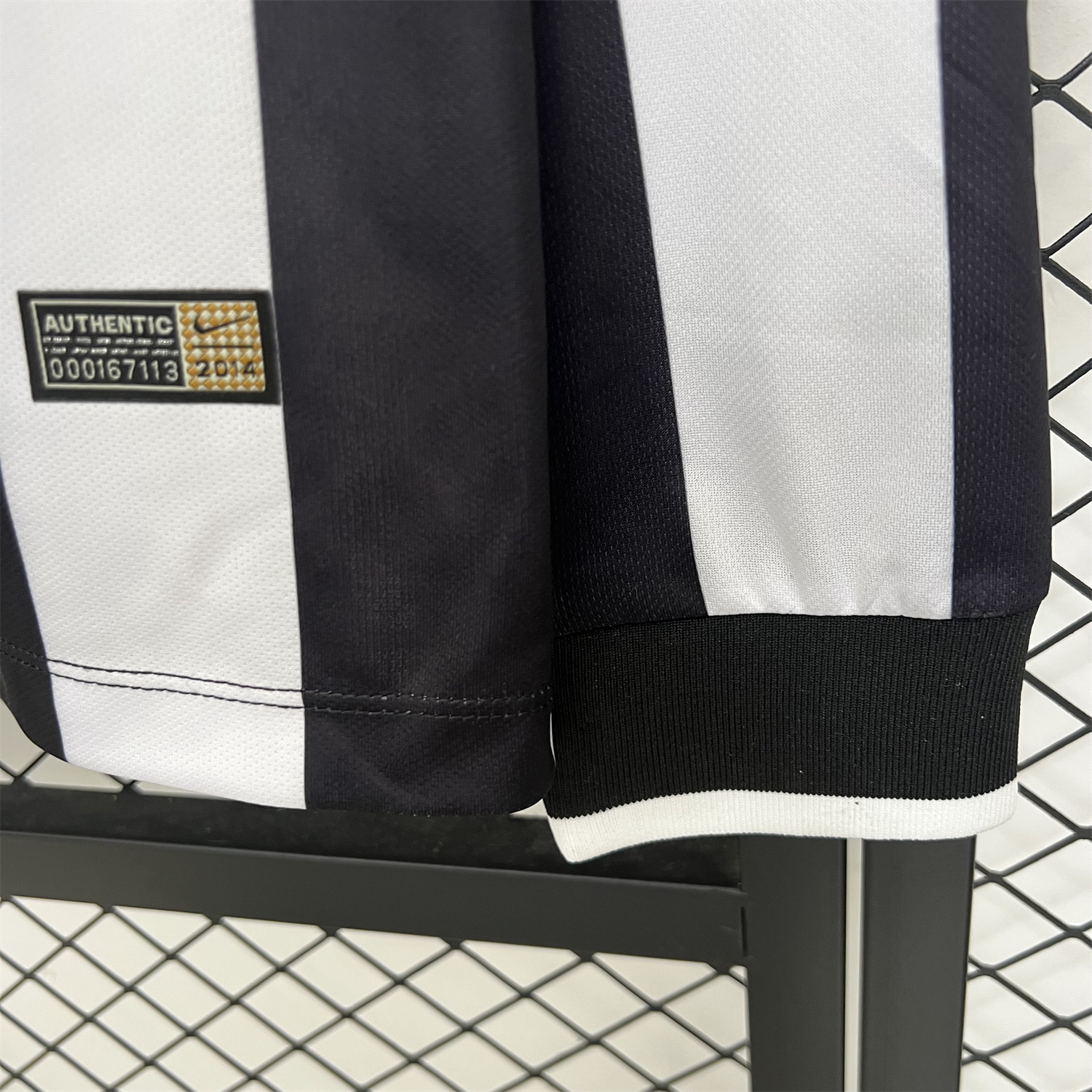 foot-Retro Juventus 2014-15 Home Long Sleeves Jersey