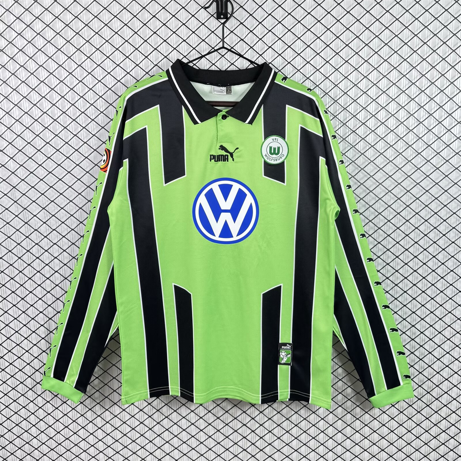 Unitedfootballkit.com | Retro Wolfsburg 1999-00 Away Long Sleeves Jersey -Customize Name, Number and Patch | Worldwide Shipping