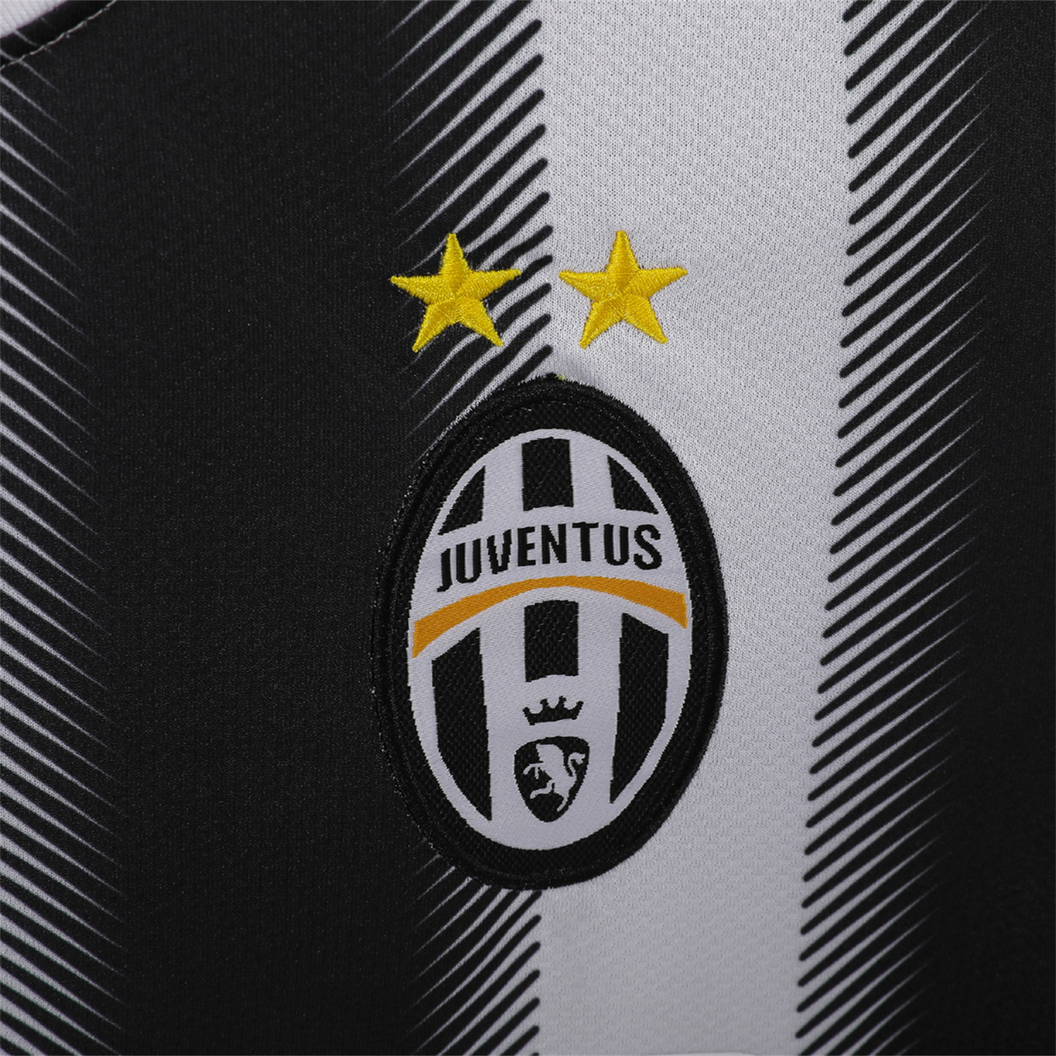 foot-Retro Juventus 2011-12 Home Jersey