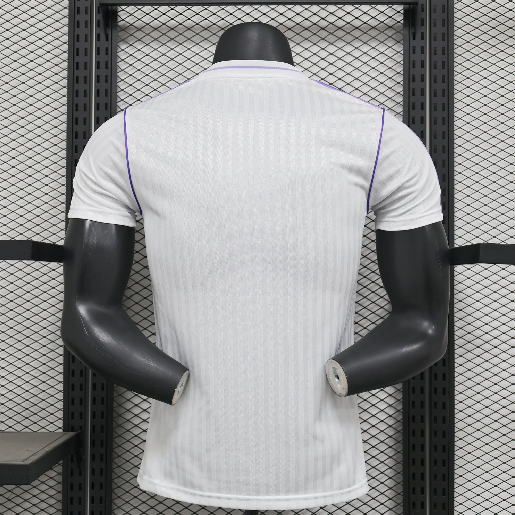 ManixJersey.com | Real Madrid 2025 White Icon Retro Jersey - Player Version -Customize Name, Number and Patch | Worldwide Shipping