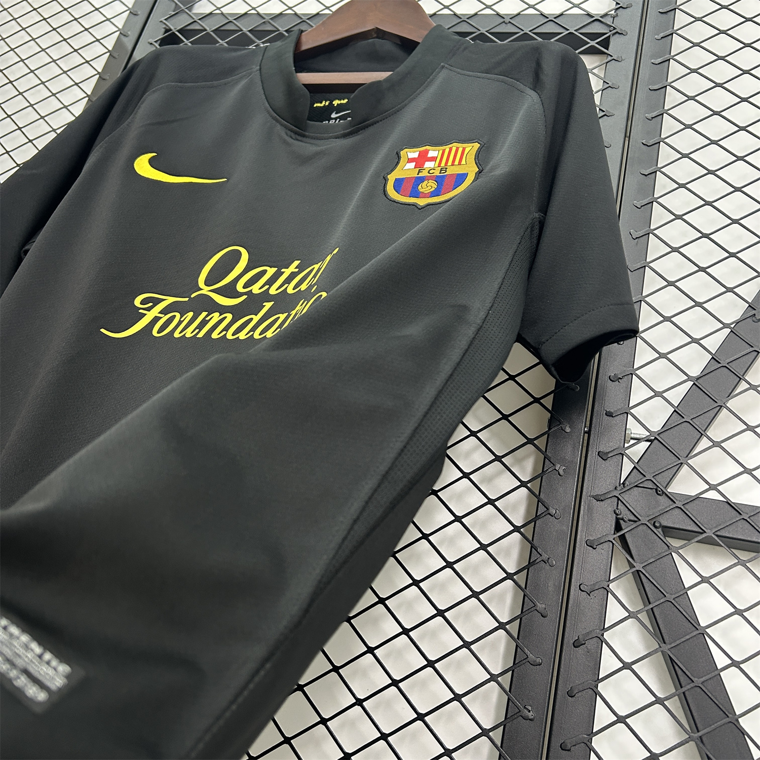 foot-Retro Barcelona 11-12 Away Jersey