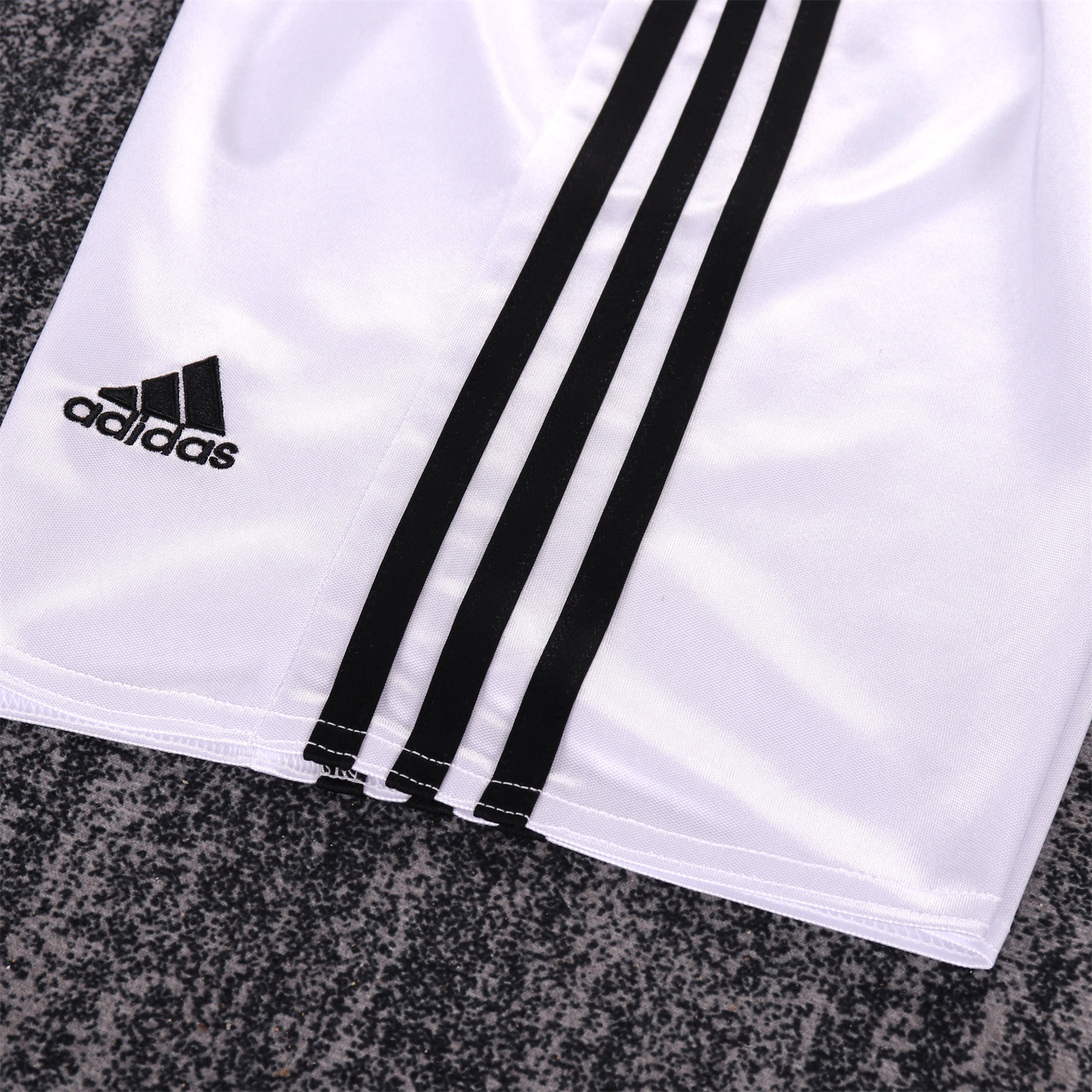 foot-Retro Real Madrid 04-05 Home Kids Kit