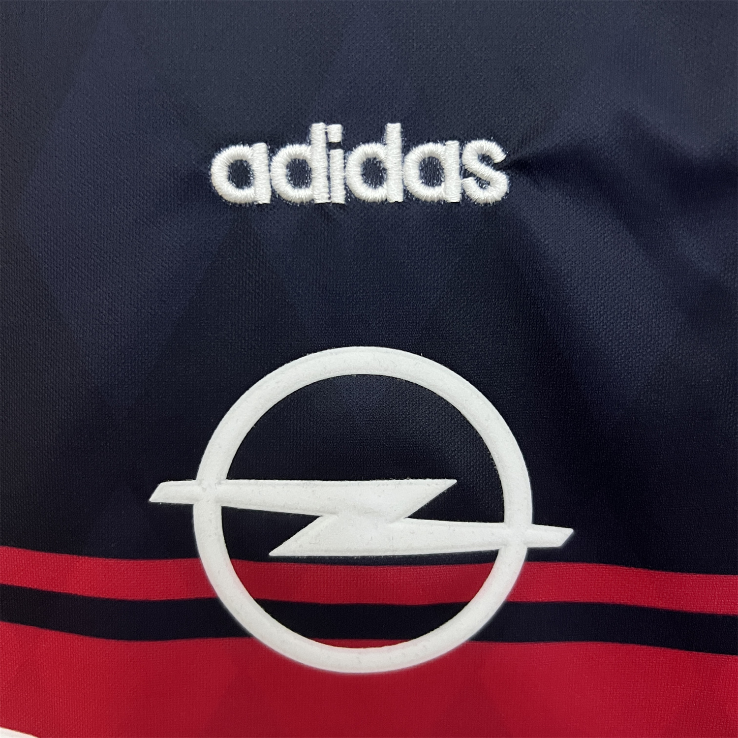 foot-Retro Bayern Munich 1997-99 Home Kids Kit