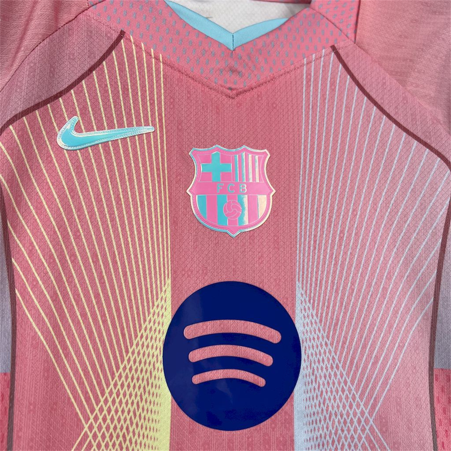 foot-Barcelona 25-26 T90 White Lines Pink Gradient Special Kids Kit