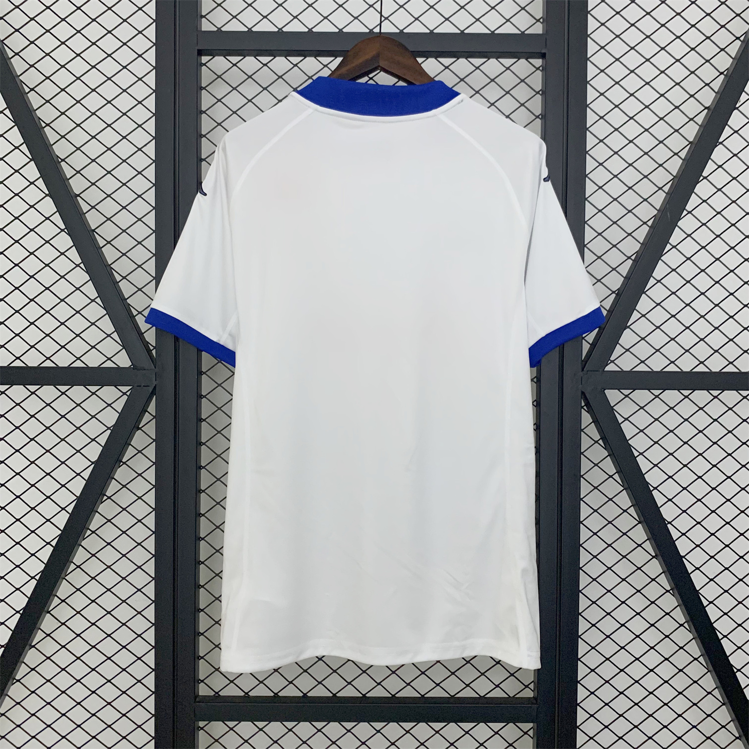 foot-Retro Real Zaragoza 2001-02 Home Jersey