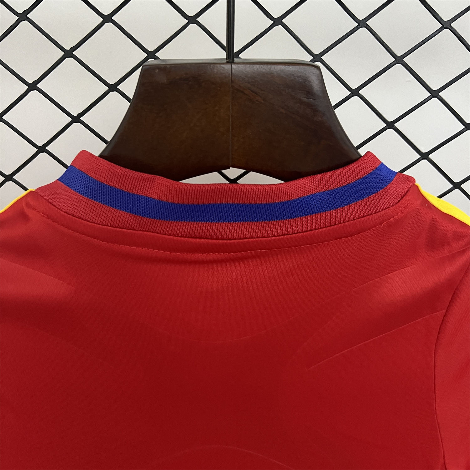 foot-Retro Spain 2010 Home Kids Kit