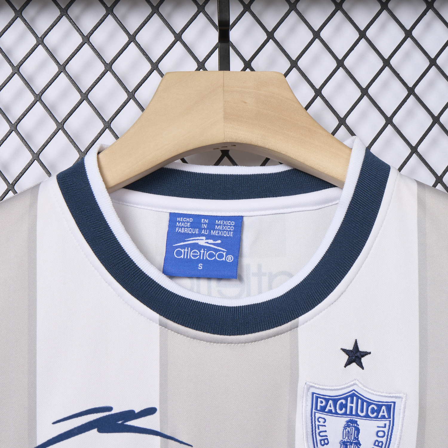 foot-Retro Pachuca 2001-02 Away Jersey