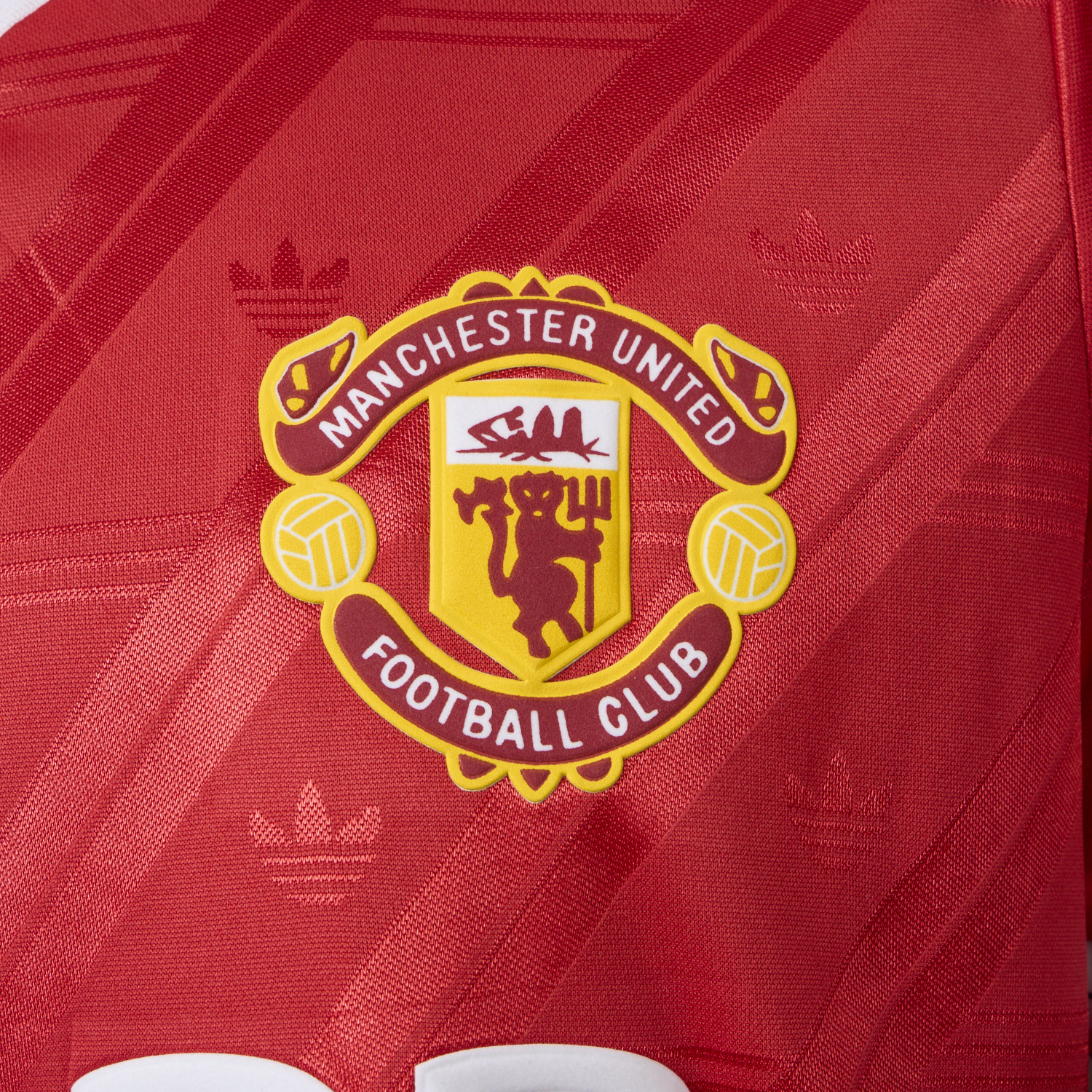 foot-Retro Manchester United 1986-88 Home Remake Jersey - Player Version