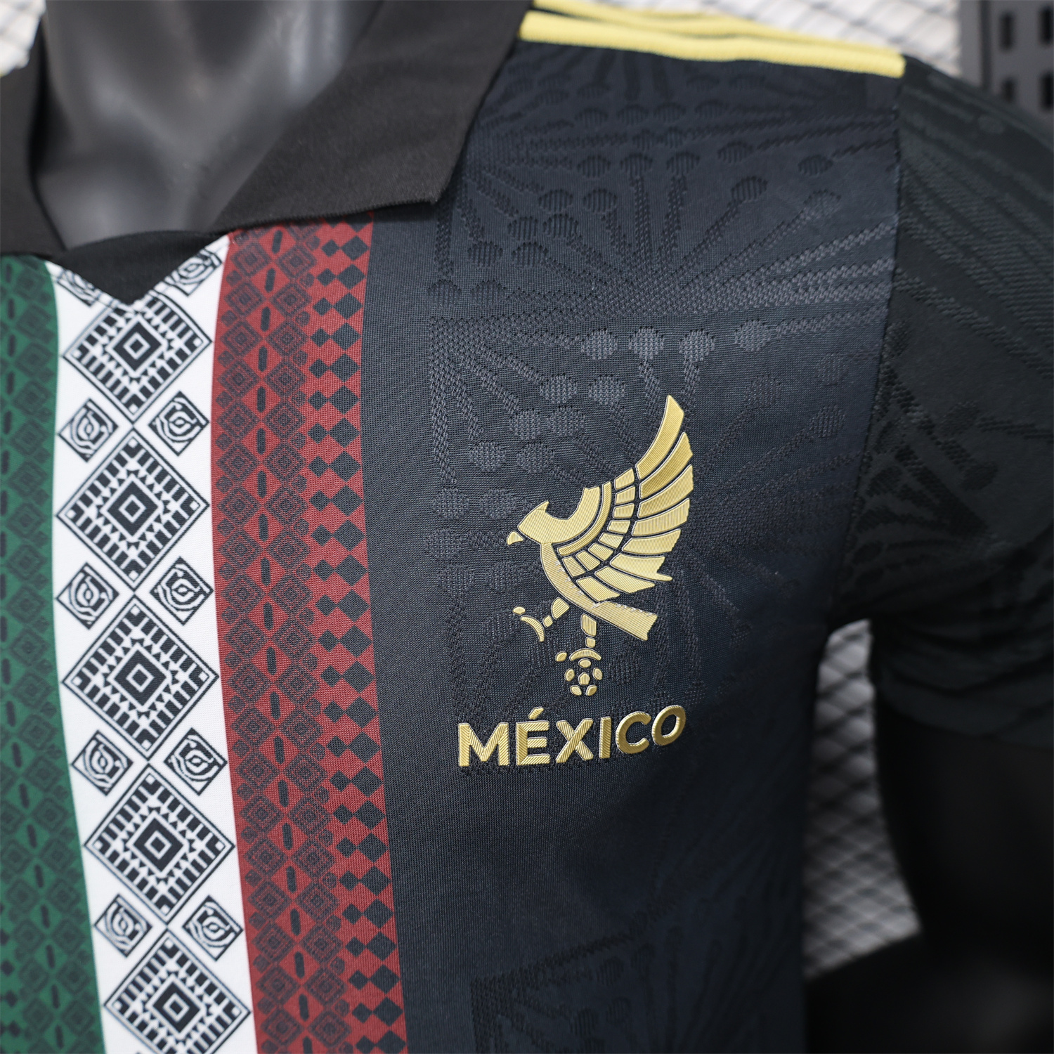 foot-Mexico 25-26 Black Polo Jersey with Red White and Green Decorative Pattern - Player Version