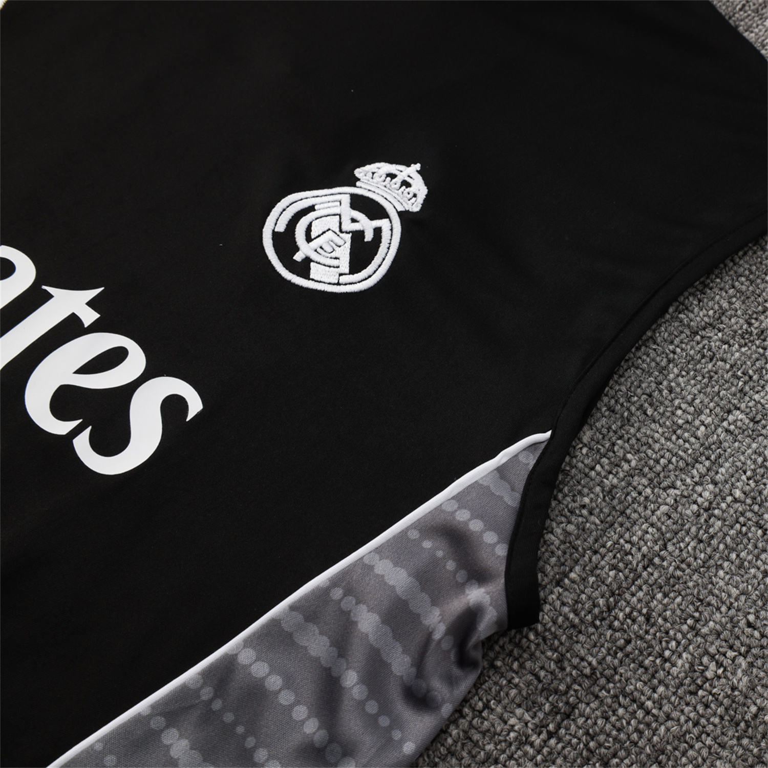 foot-Real Madrid 25-26 Vest Training Set - Black Vest and Black Shorts