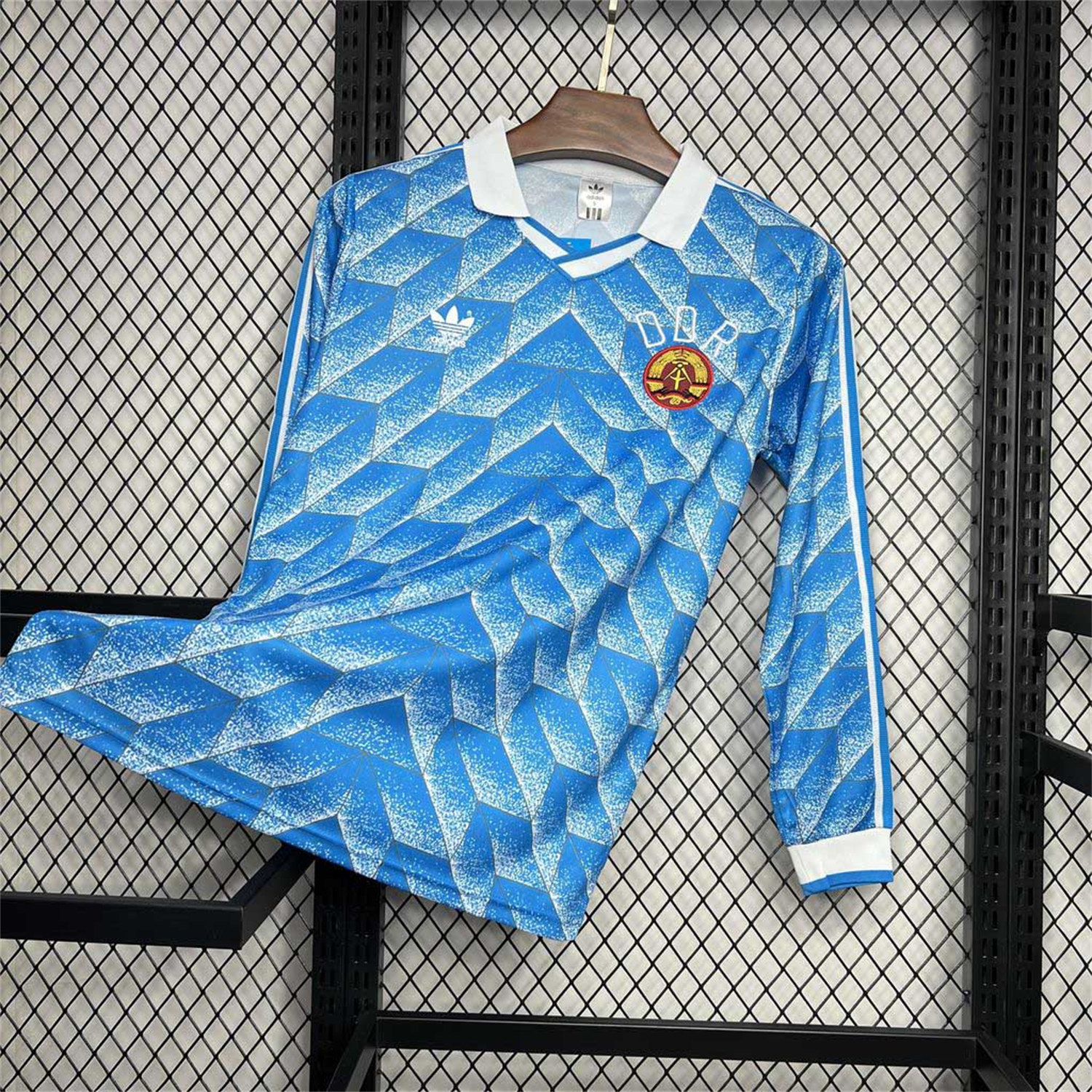 foot-Retro East Germany 1988 Away Long Sleeves Jersey