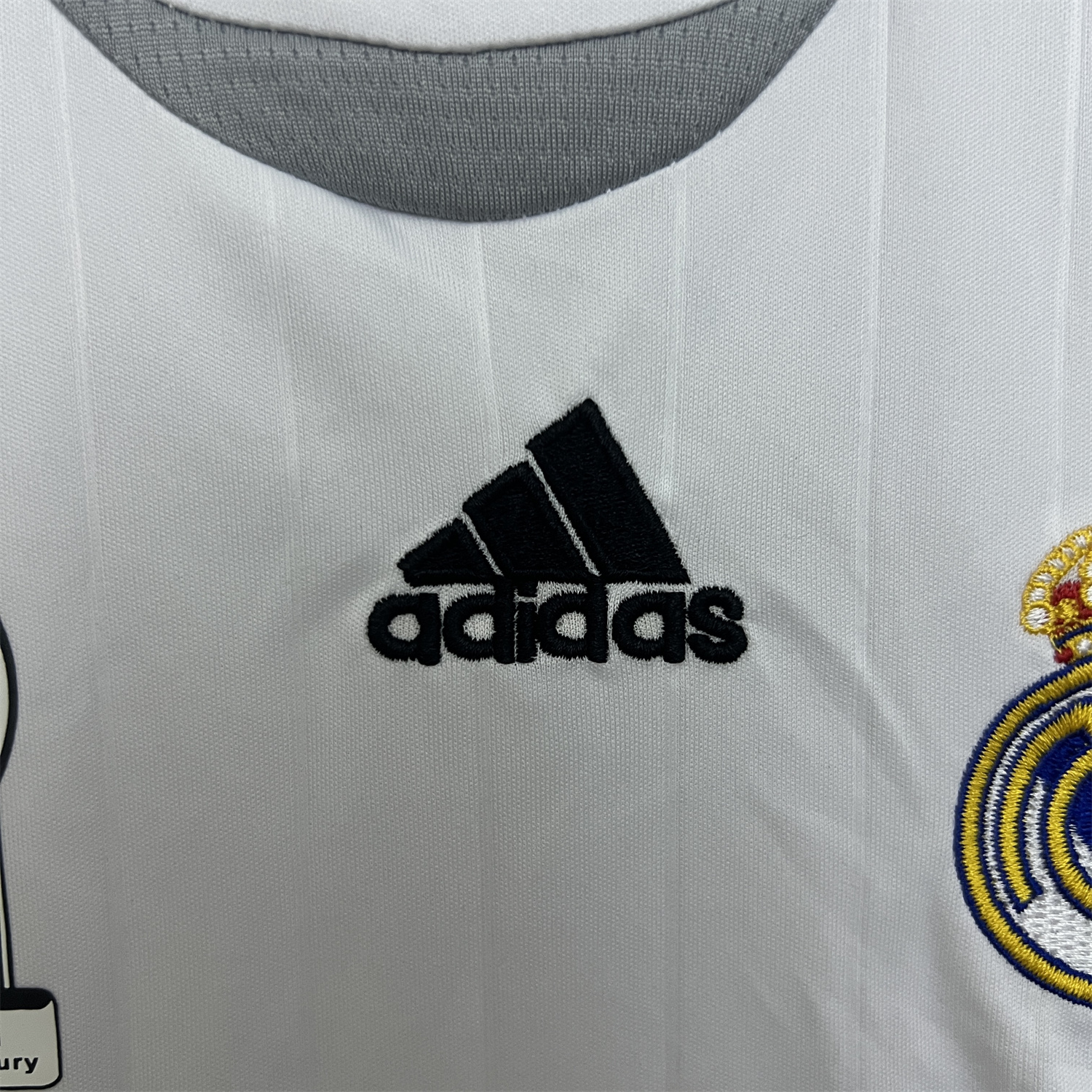 foot-Retro Real Madrid 2006-07 Home Kids Kit