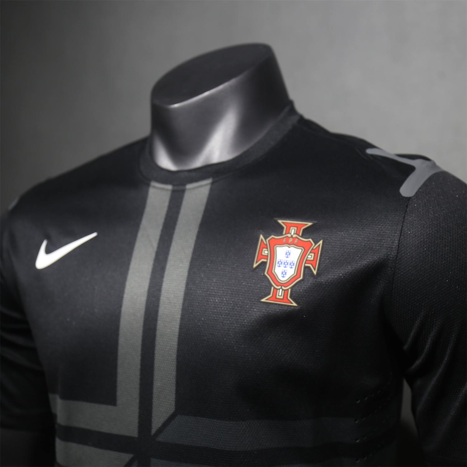 foot-Retro Portugal 2013 Away Jersey - Player Version